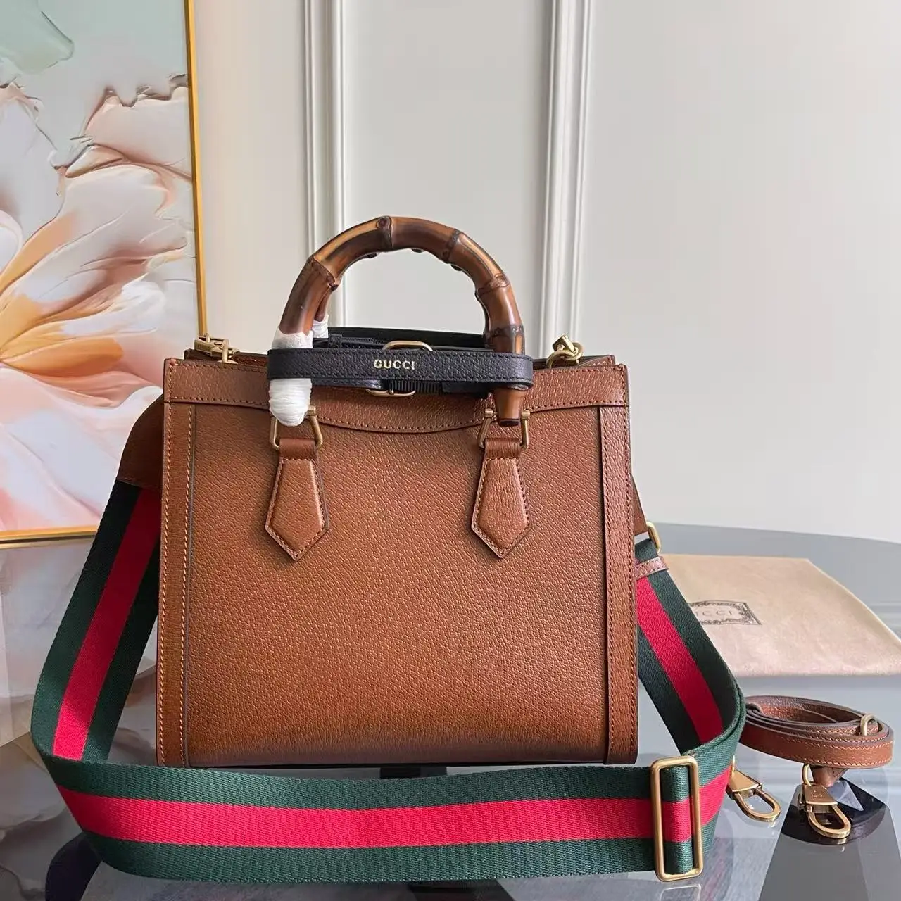 Gucci Diana medium tote bag (Replica)