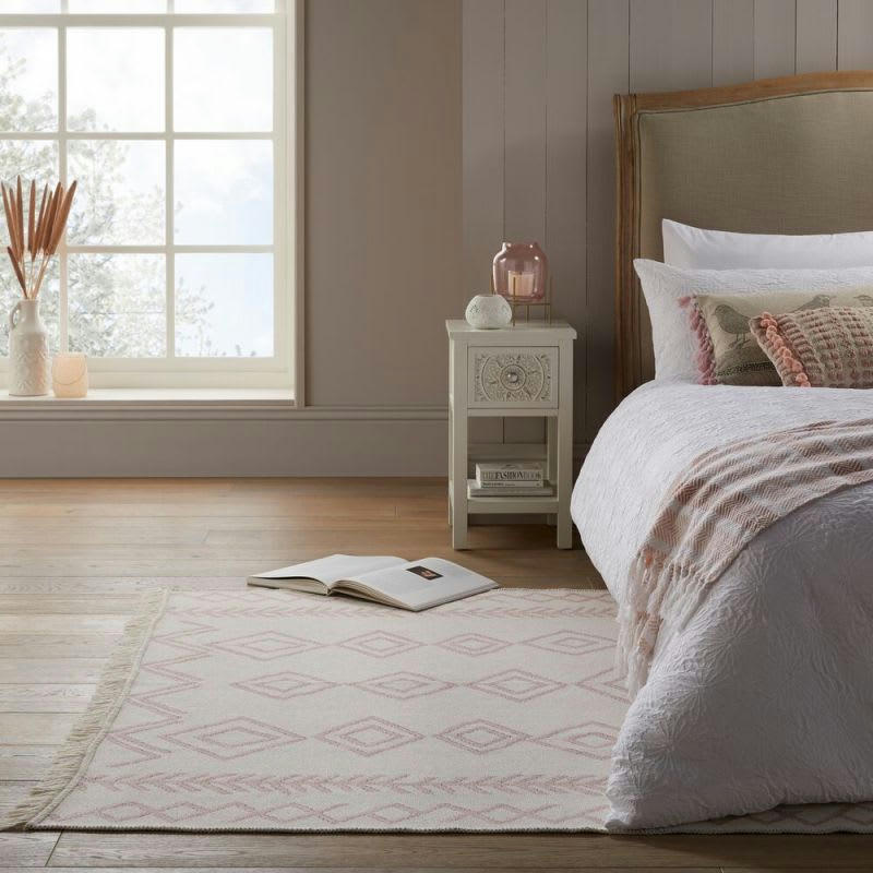 EDIE - Tapis en coton recyclé blanc et rose 80 x 150