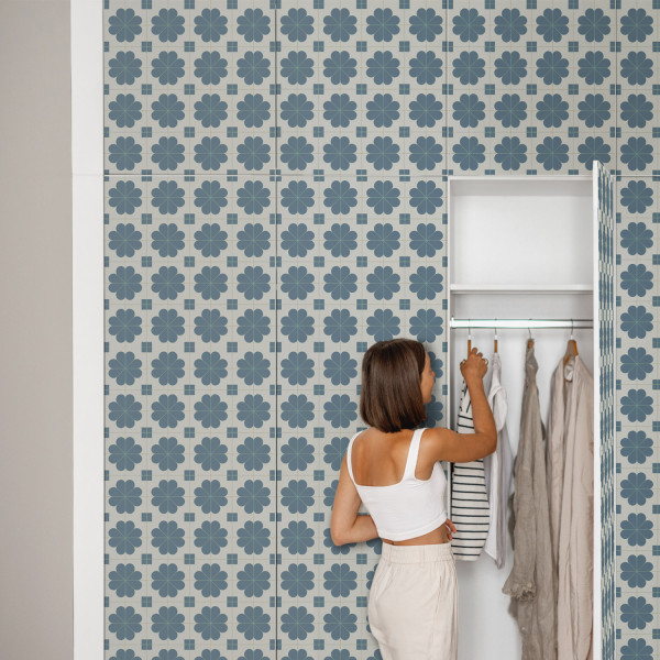 Folia meblowa Niebieskie kwiaty 50x100 Okleina samoprzylepna Retro