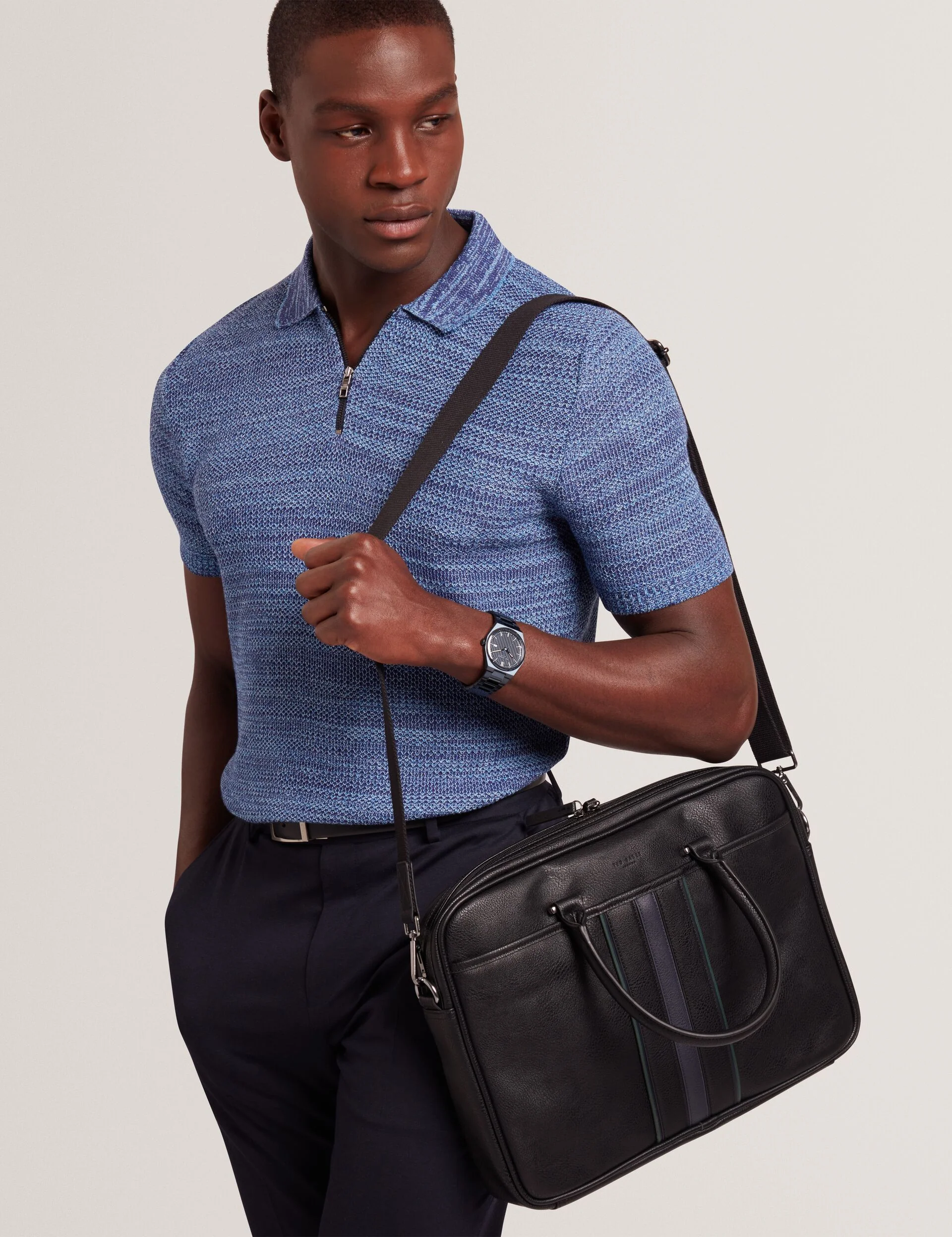 KENRIIK | BLACK