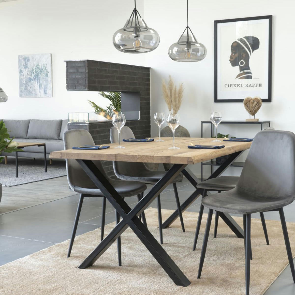 ZALIPA - Table à manger 4 personnes en bois et métal naturel