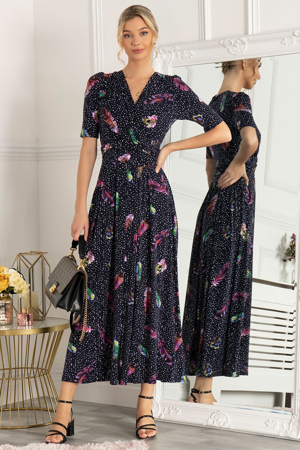 Jolie Moi Airis Printed Maxi Dress