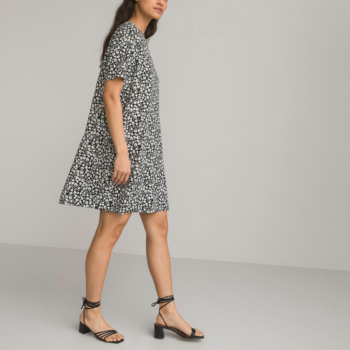 Robe courte évasée, imprimé fleurs