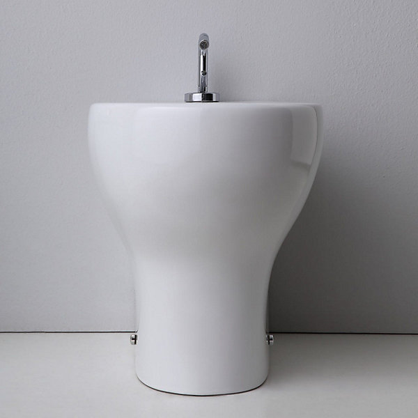 Installation De Bidet Au Sol Modèle Affleurant Au Mur Soave