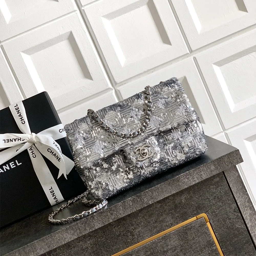 Chanel Evening Bag (10A Mirror Version)