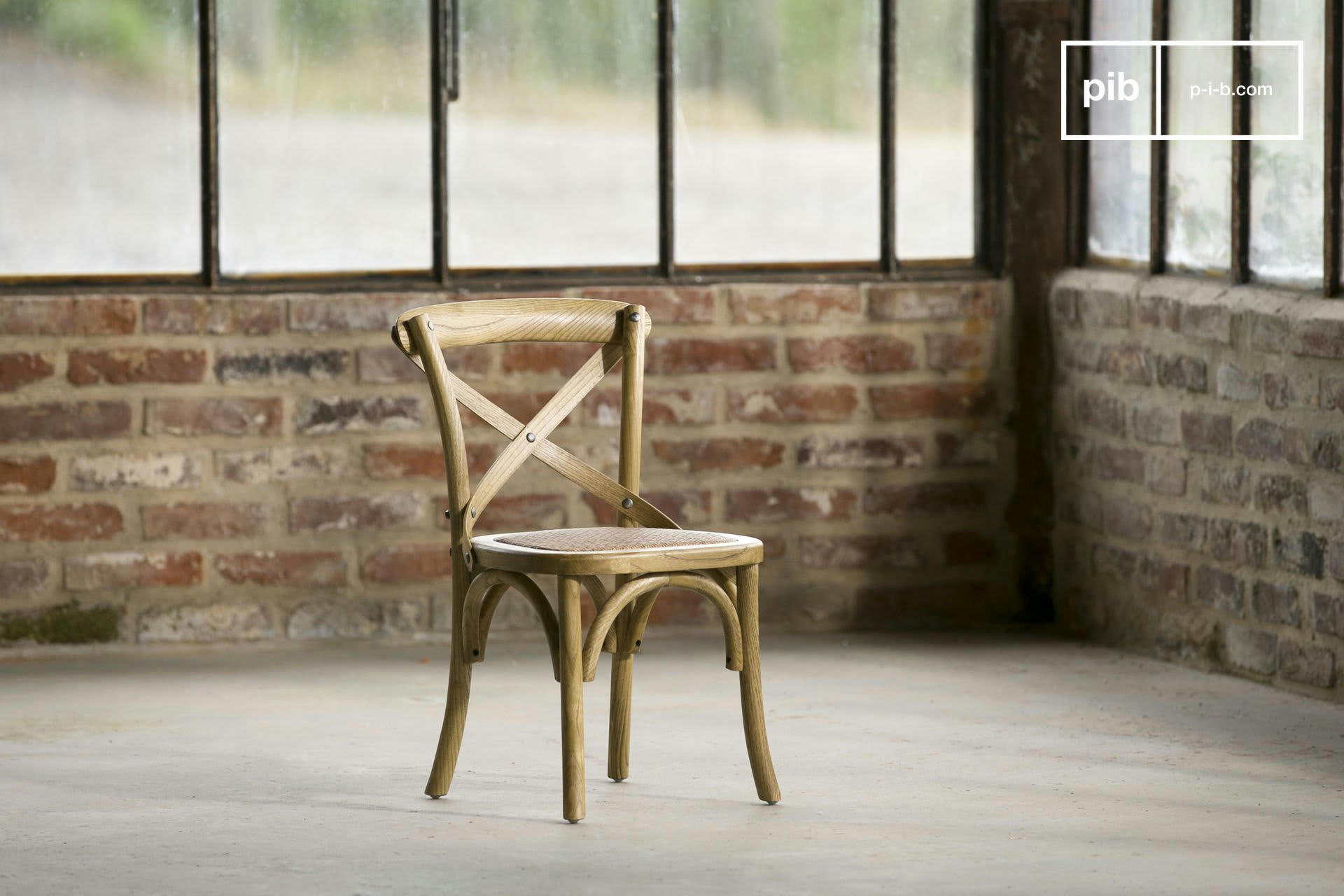 PAMPELUNE - Chaise pour enfant en bois marron