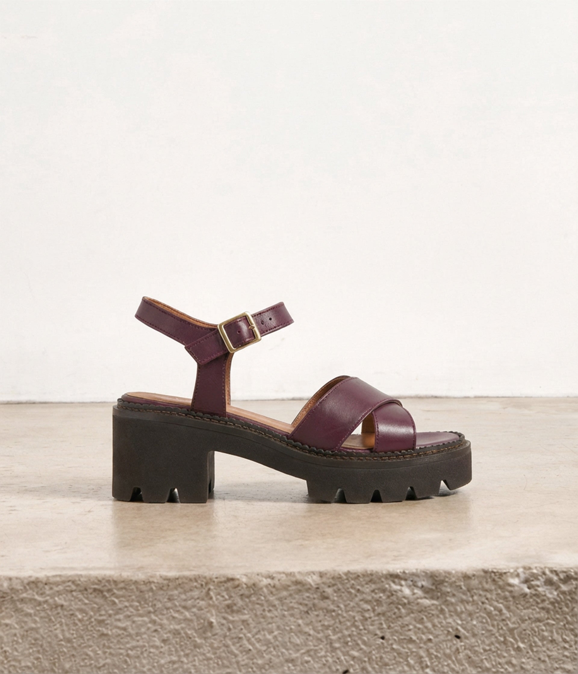 Sandales en cuir cerise Diabolo
