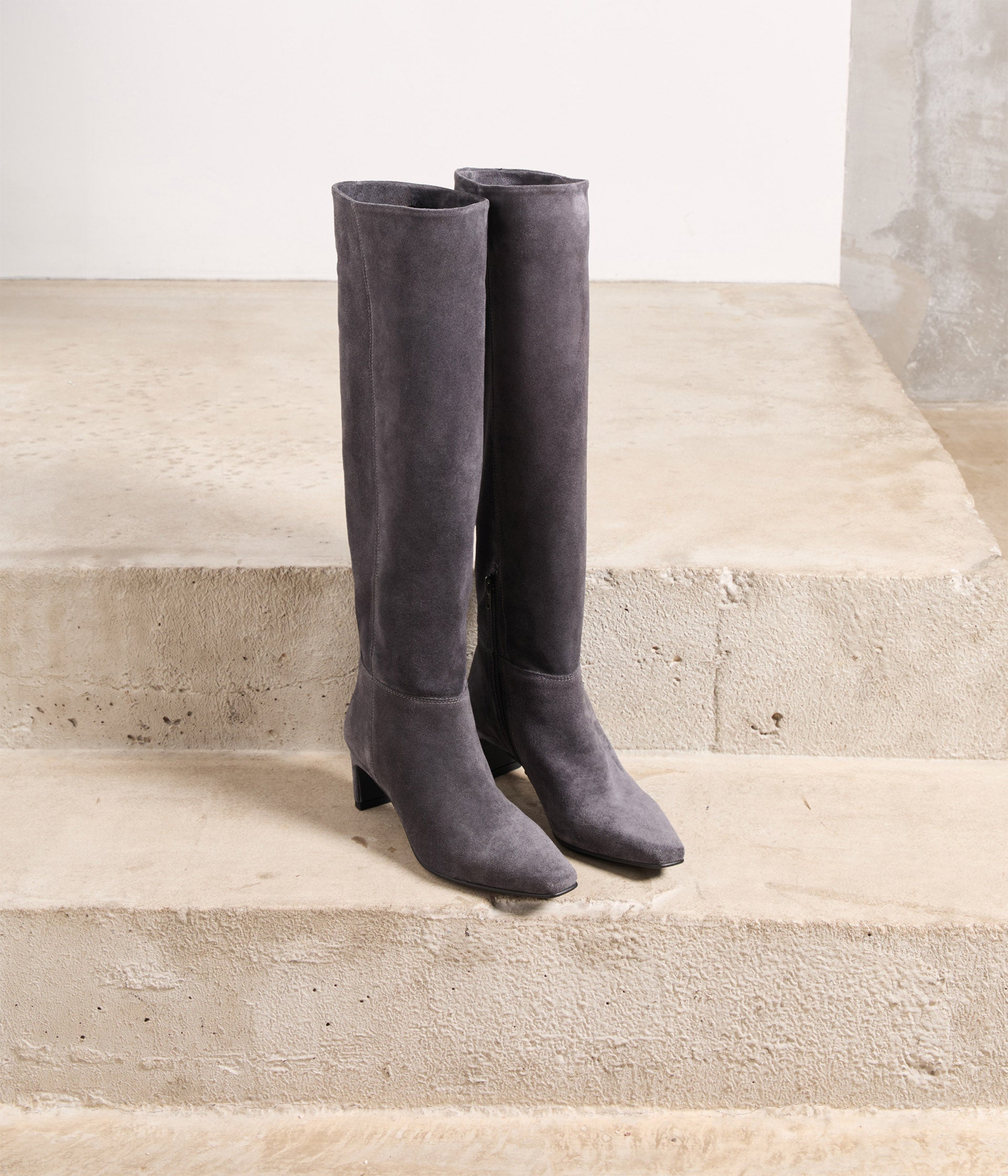 Bottes velours gris Gabriela