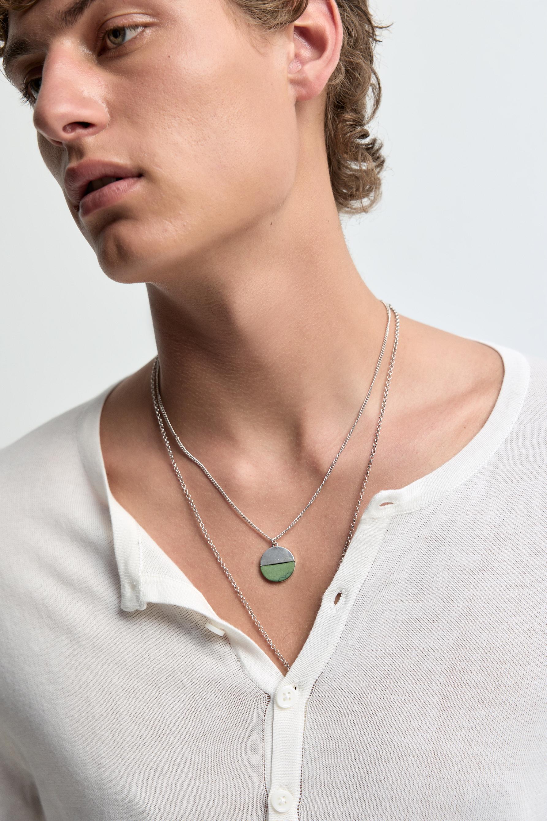 Collar doble colgante