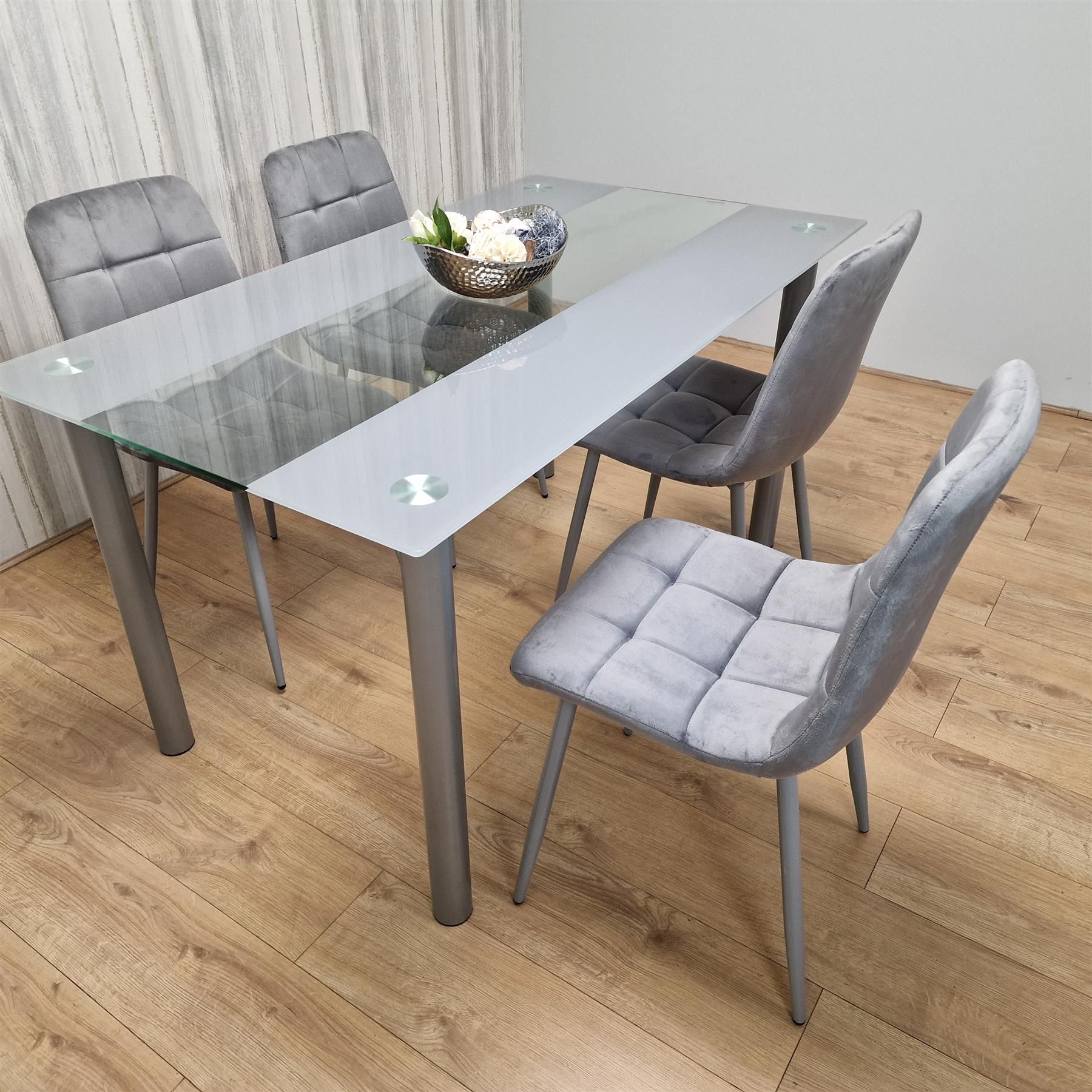 KOSY KOALA Dining Table and 4 Chairs Modern Grey Glass Table With 4 Grey Velvet Chairs Dining Room Furniture