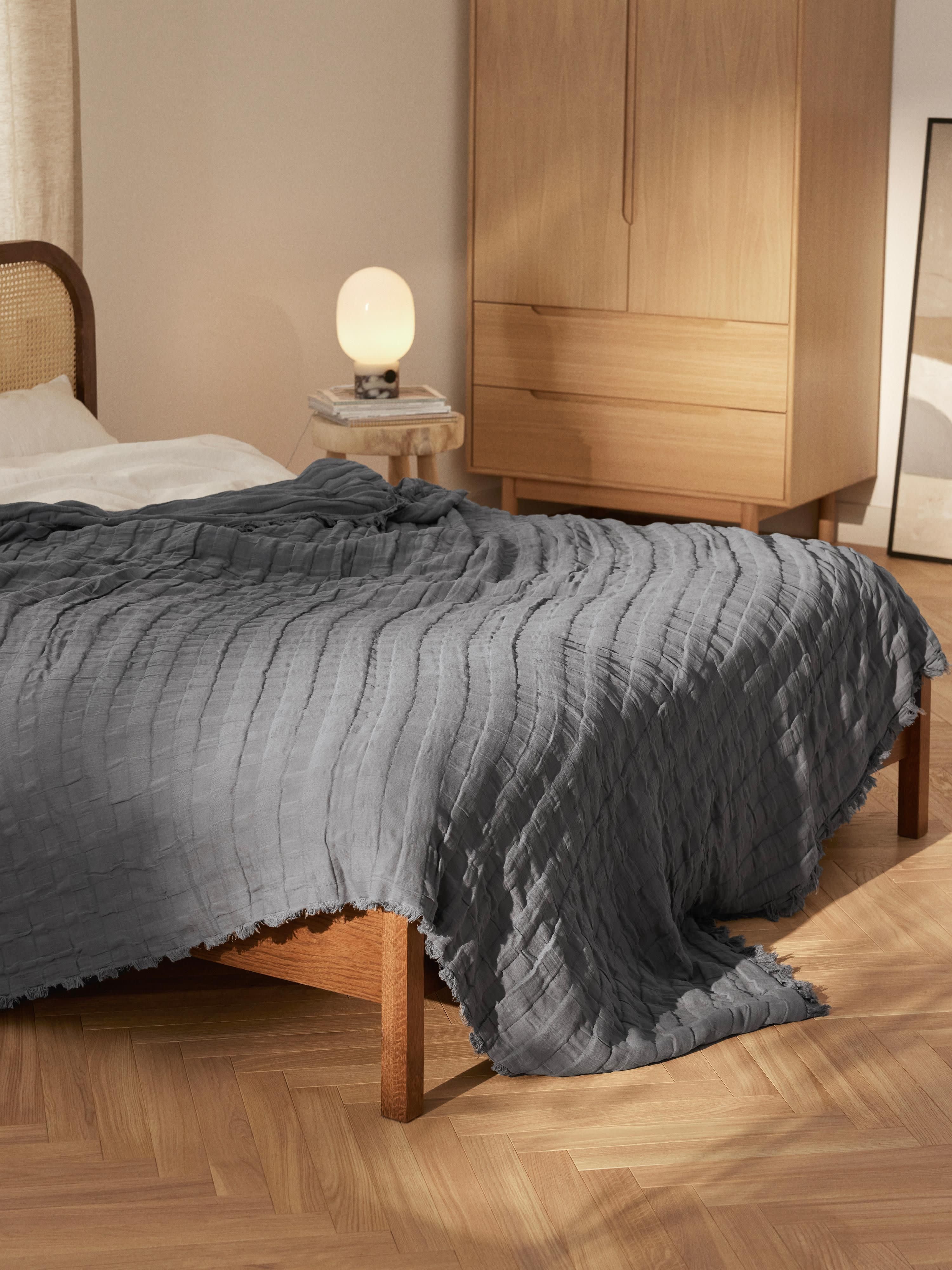 Musselin-Tagesdecke Bethany mit Fransen