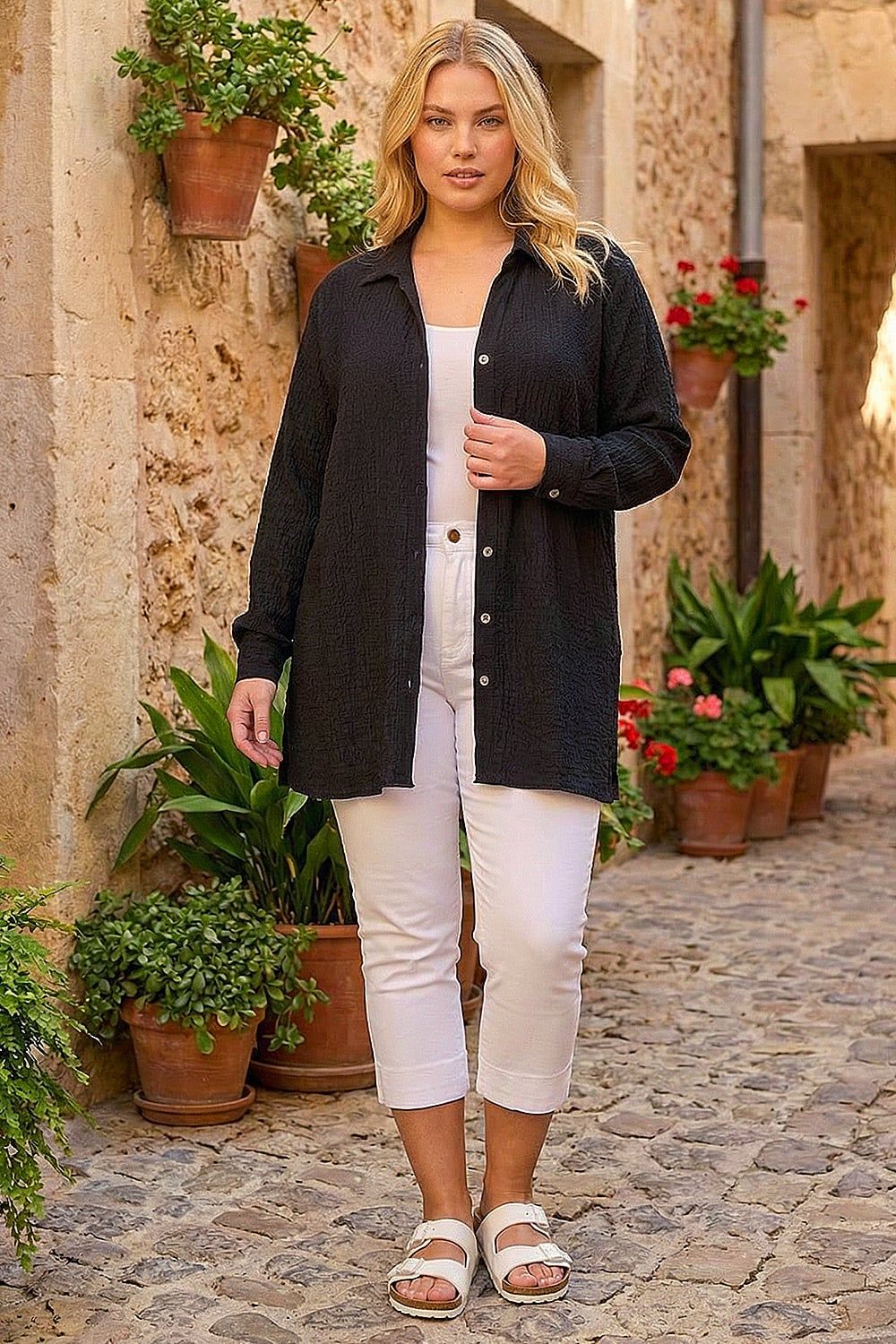Roman Curve Textured Blouse