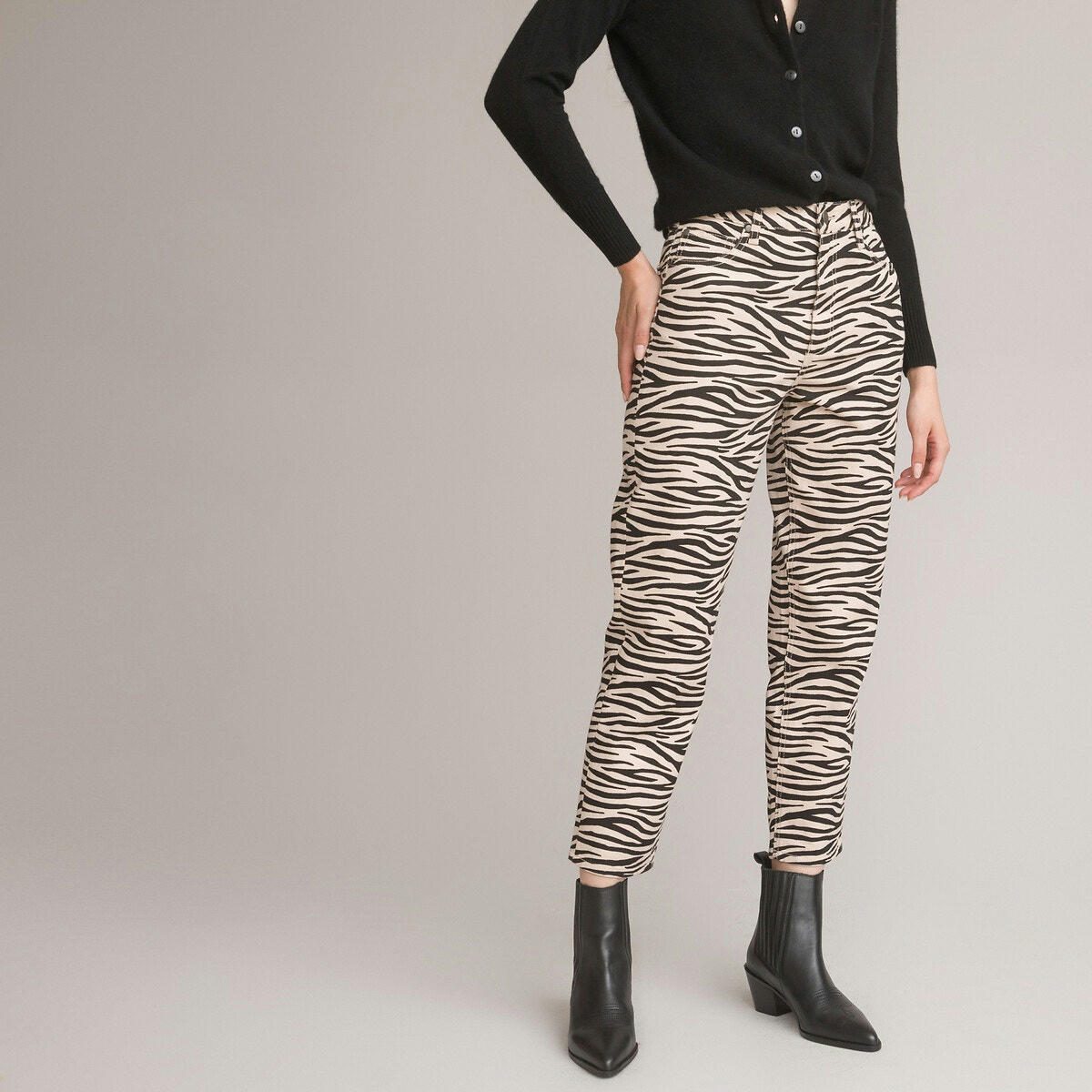 Jean mom taille haute, imprimé animalier