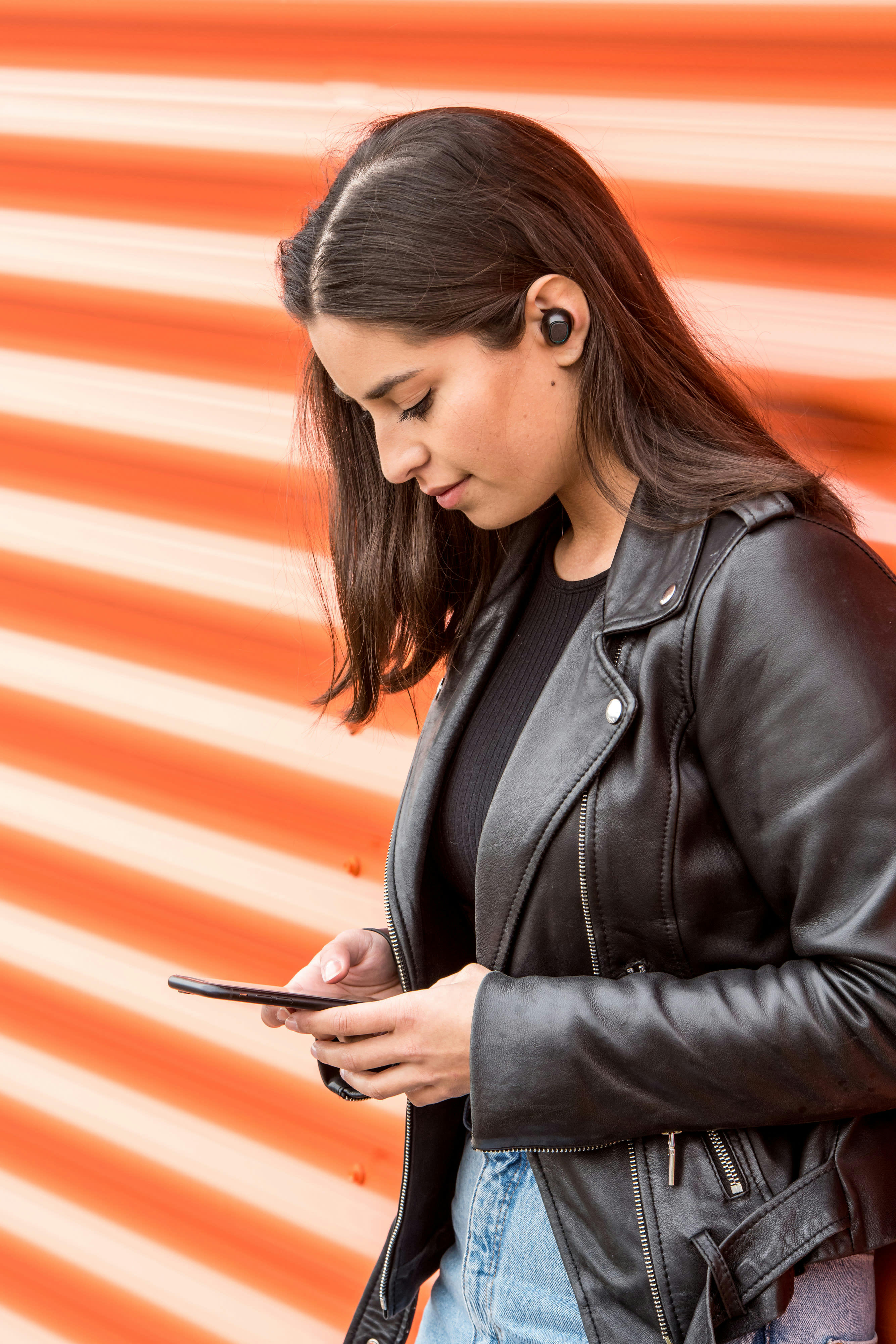 - Oreillettes bluetooth tws ipx4 avec boîtier de noir