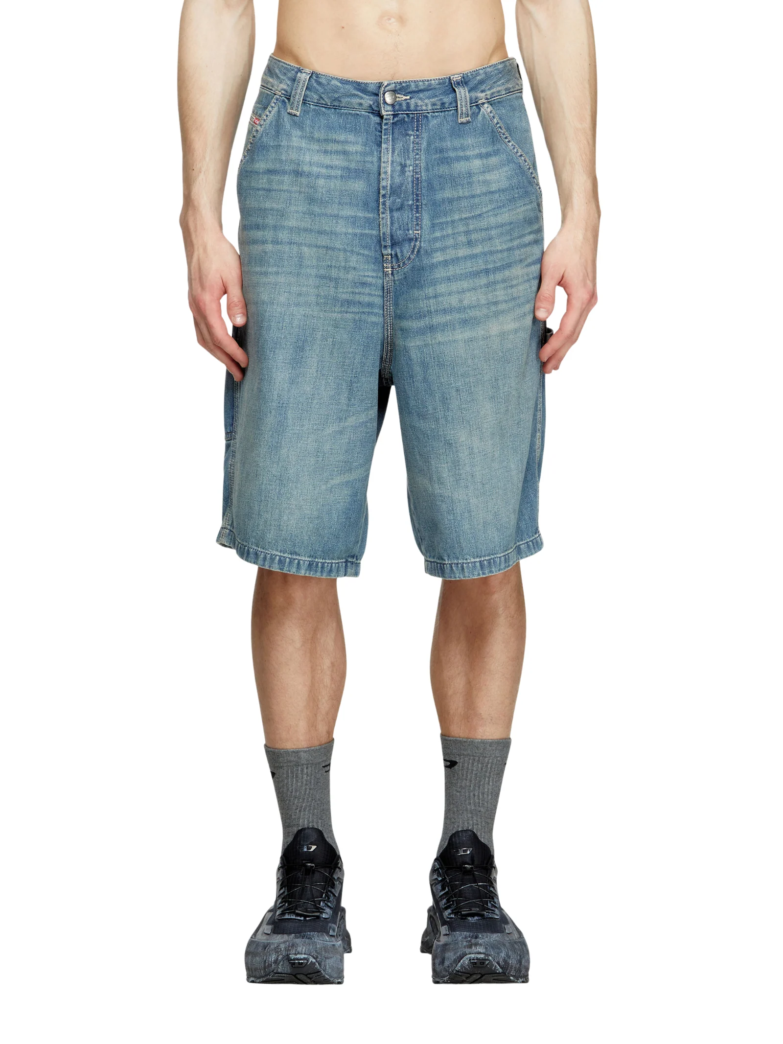 D-Livery-W-Short