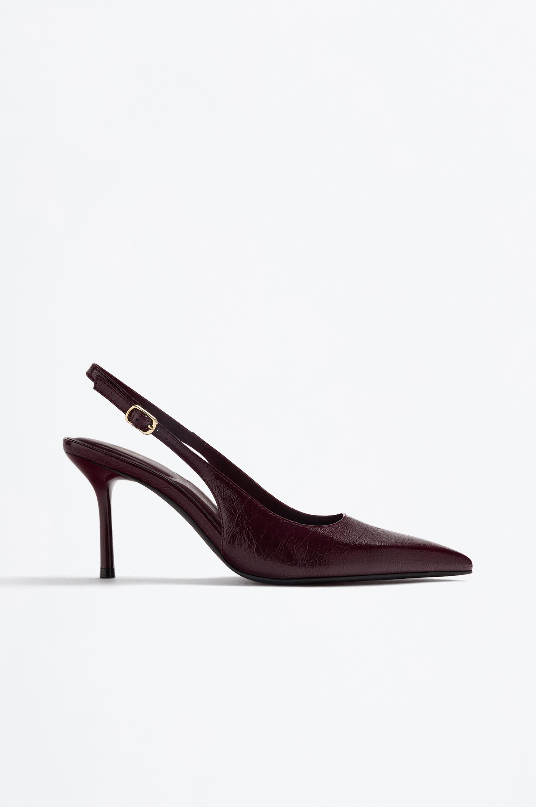 Zapato tacón destalonado