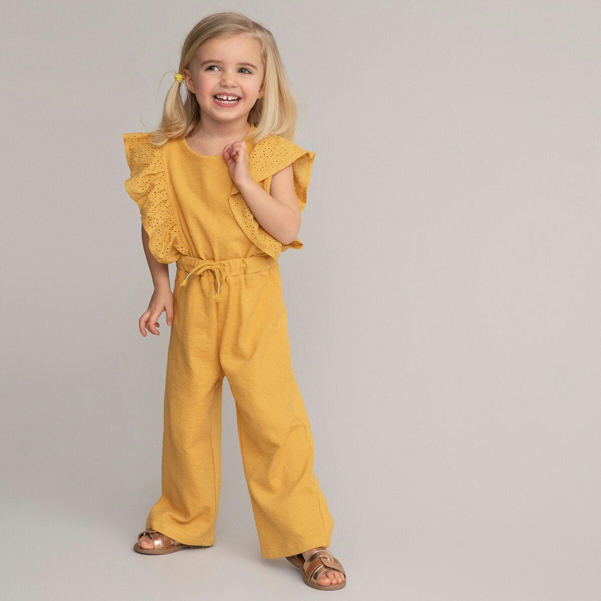 Combinaison pantalon volantée et brodée