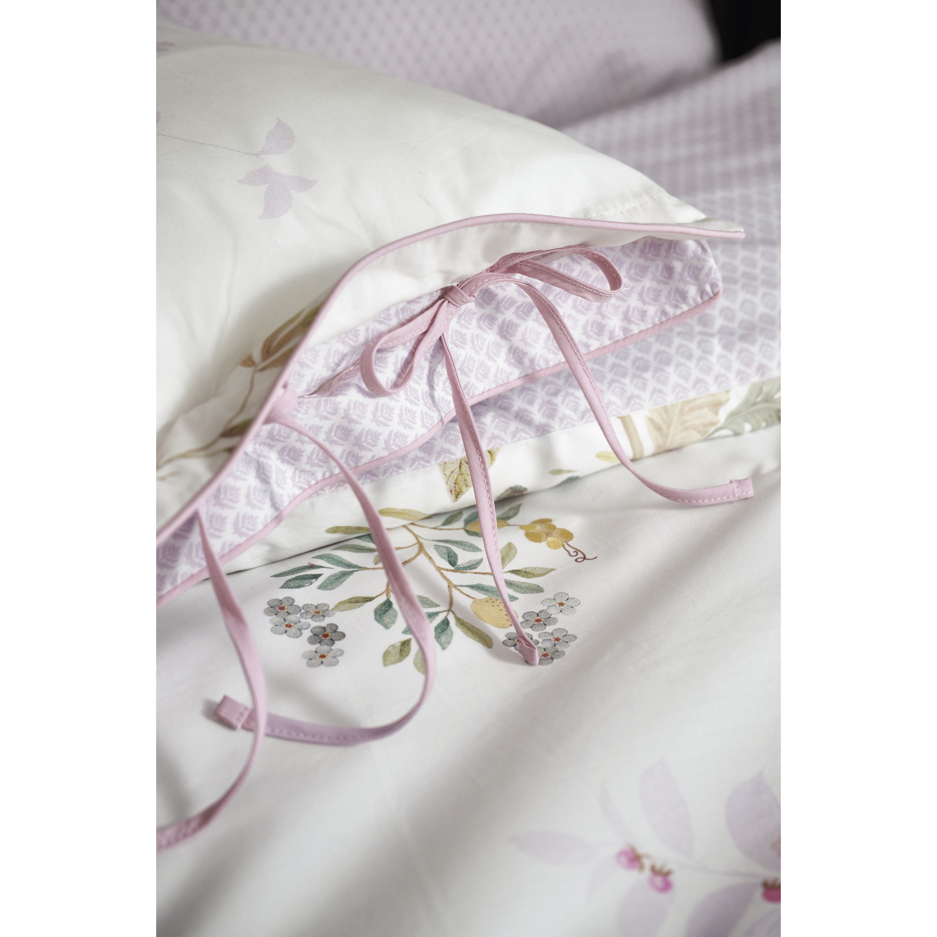 Pip Studio Bustani Dekbedovertrek 200 x 200/220 cm - Wit