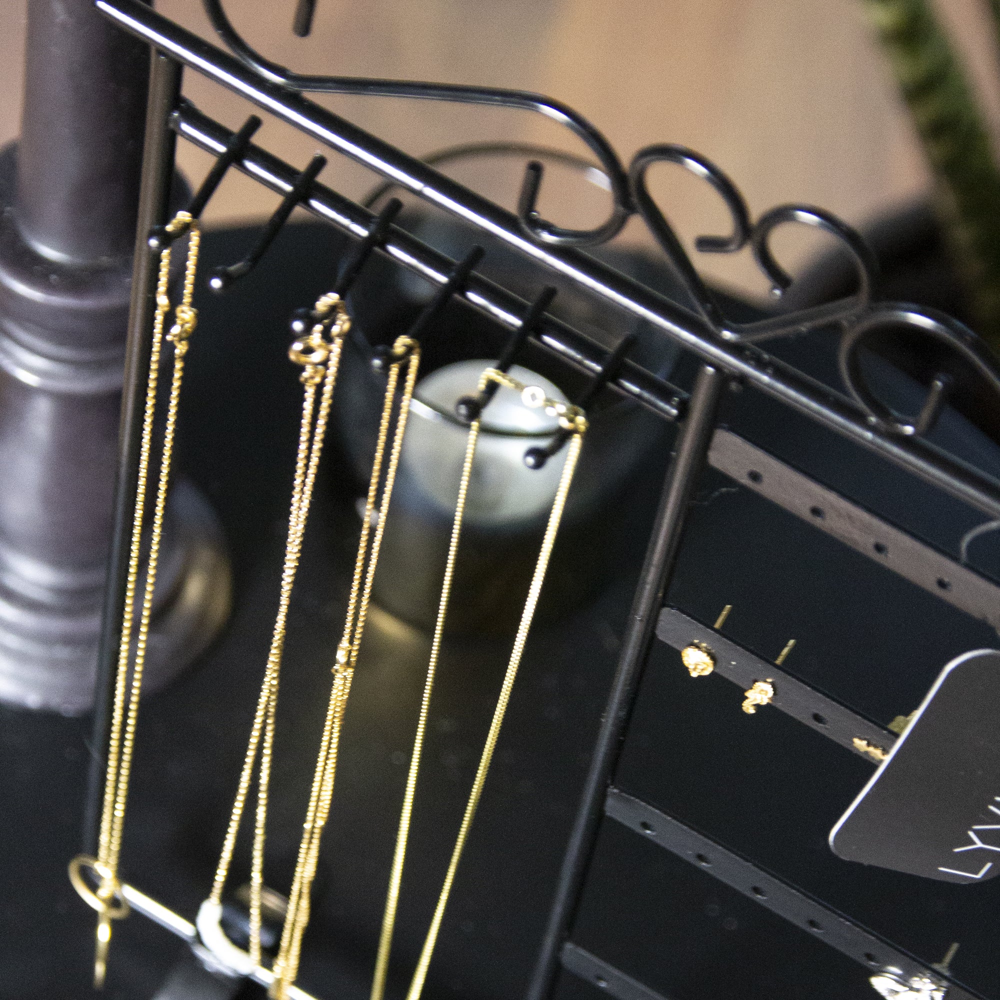 LYVION Sieradenrekje zwart