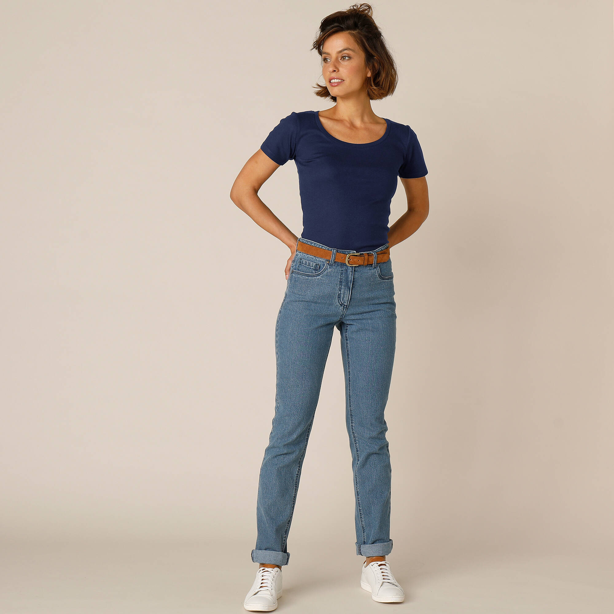 T-shirt col rond uni manches courtes en coton biologique(**)