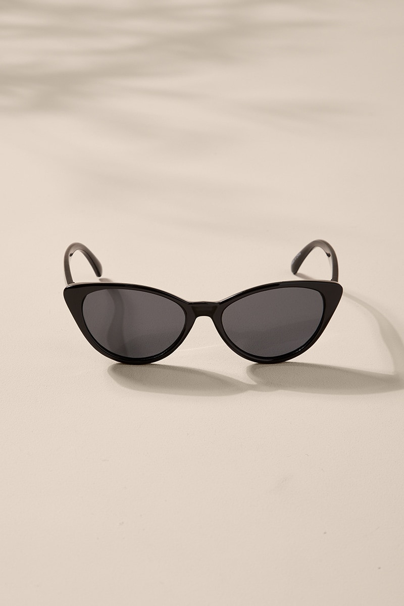 Abby Plastic Cateye Sunglasses