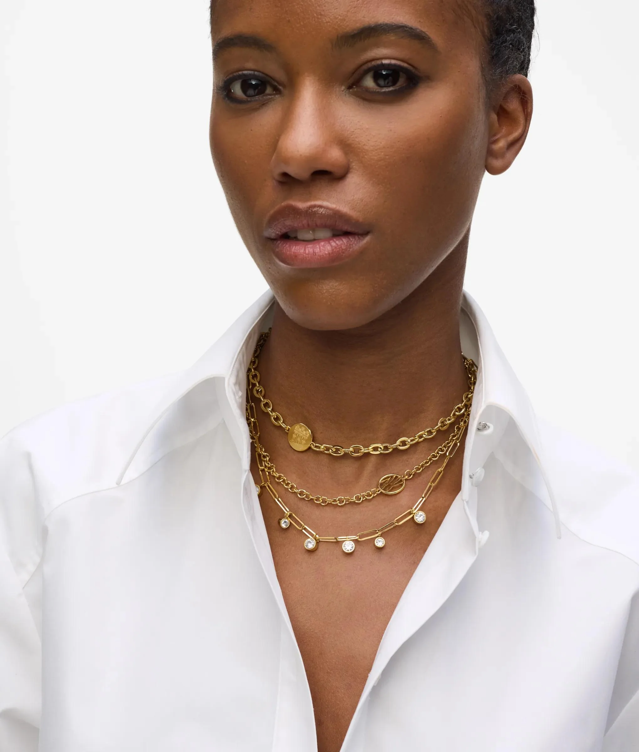 Collier Maison de Karl en superposition