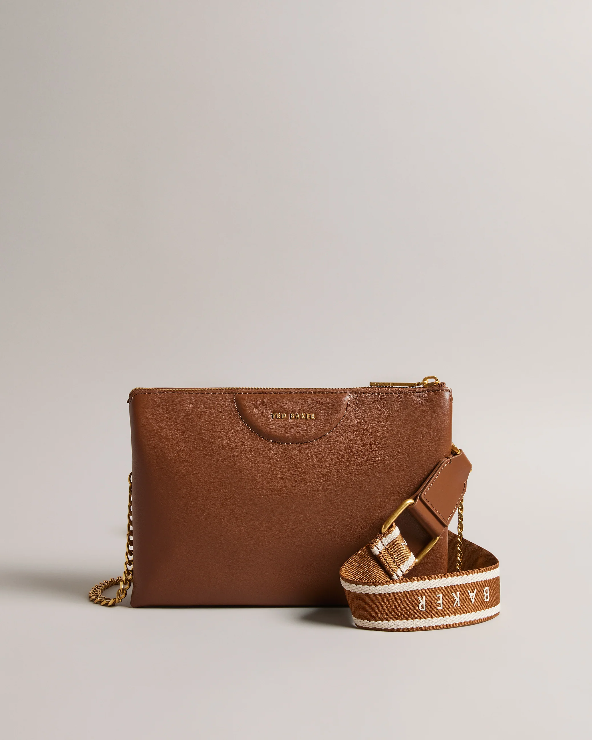 ESILLE | BROWN