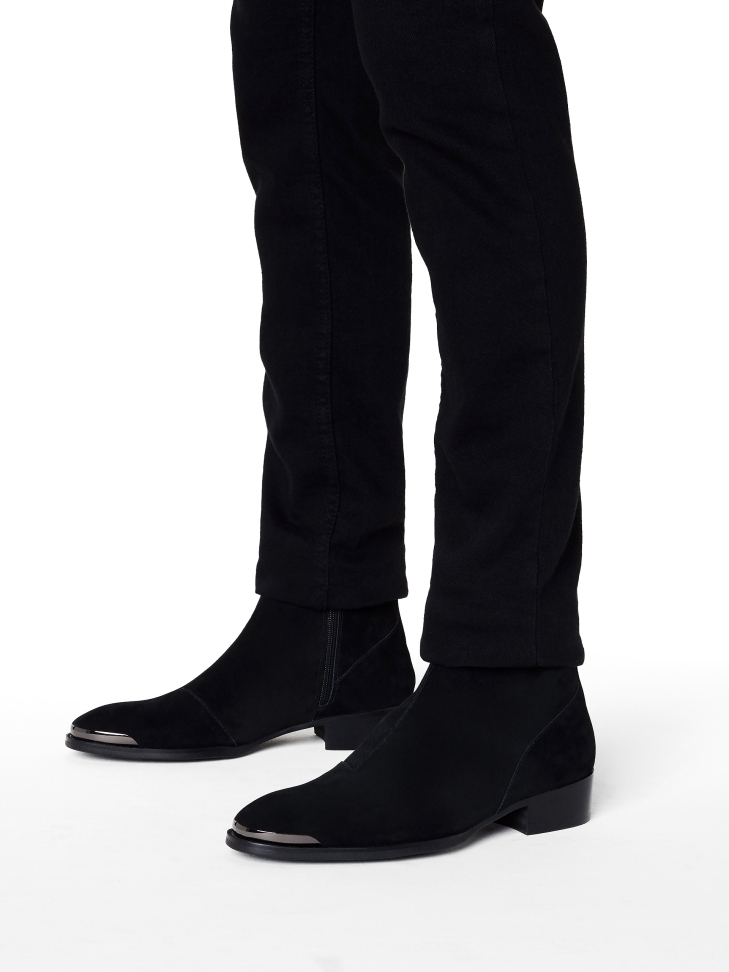 Men's suede boots with metal insert on the front