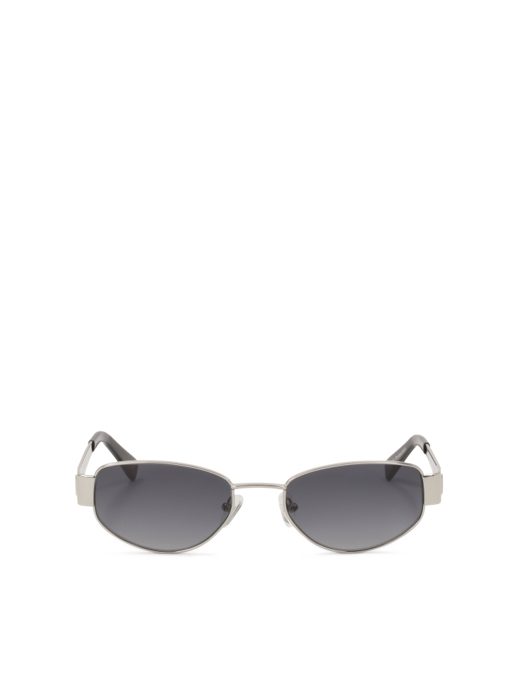 Sunglasses with silver frame