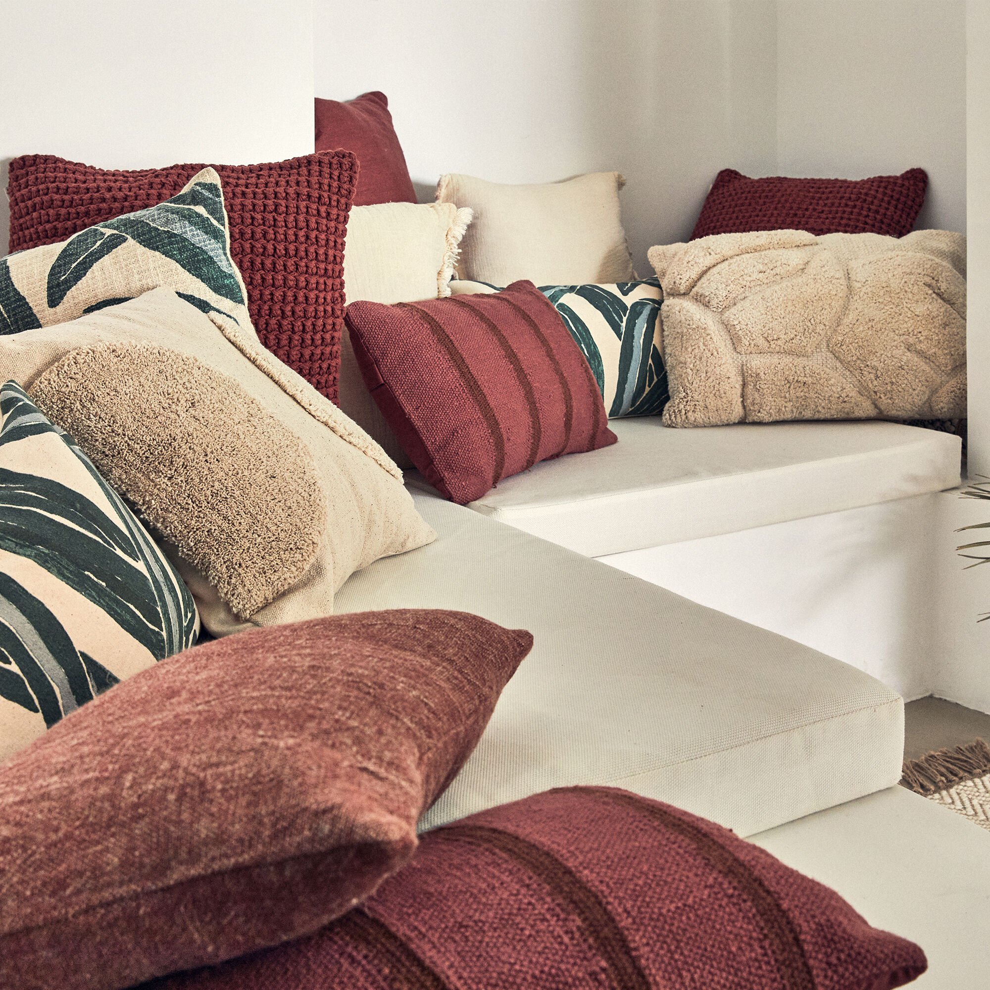 MELLIA - Coussin en coton effet laineux 40x60cm - beige