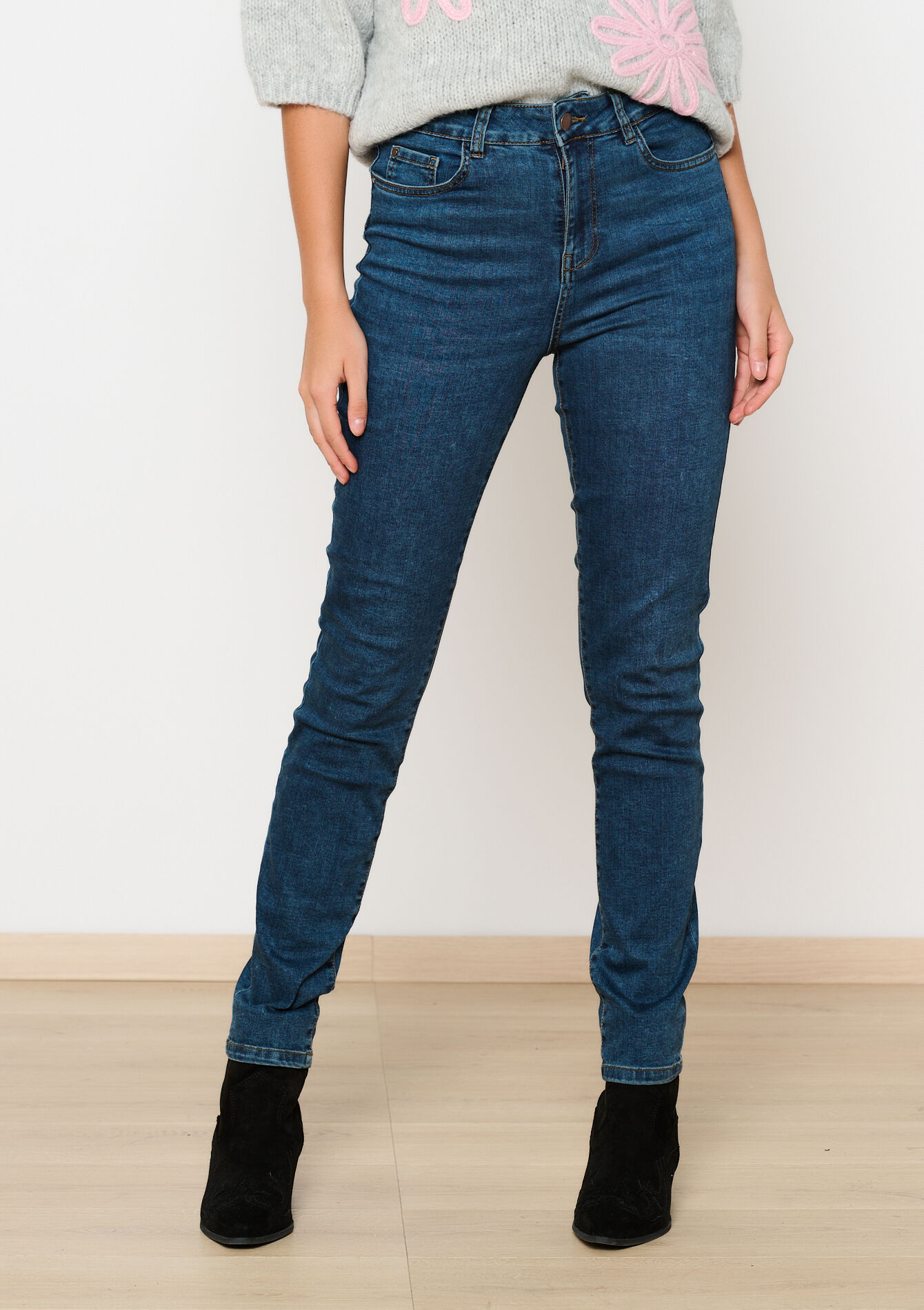 Slim fit jeans