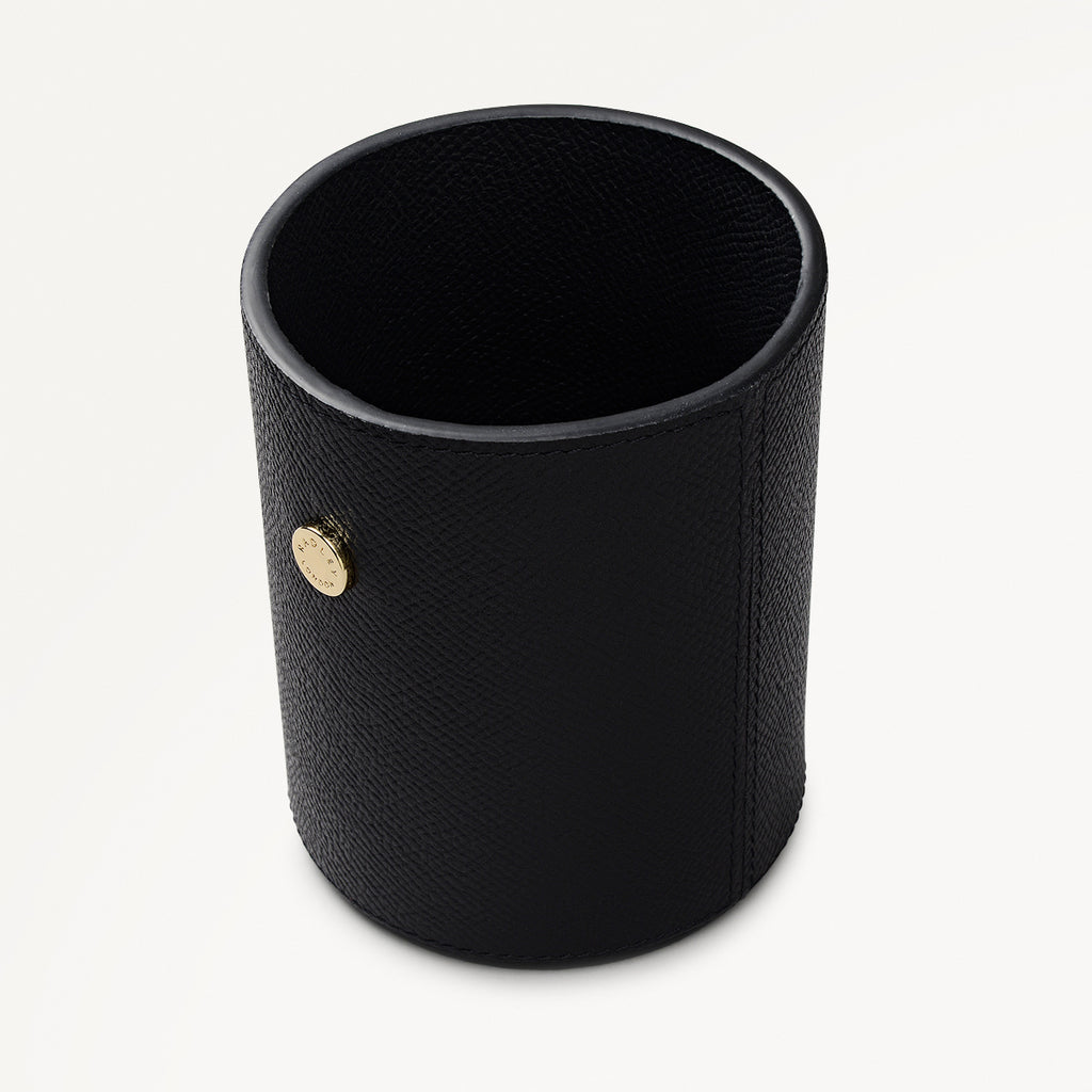 Halcomb Place - Pen Holder