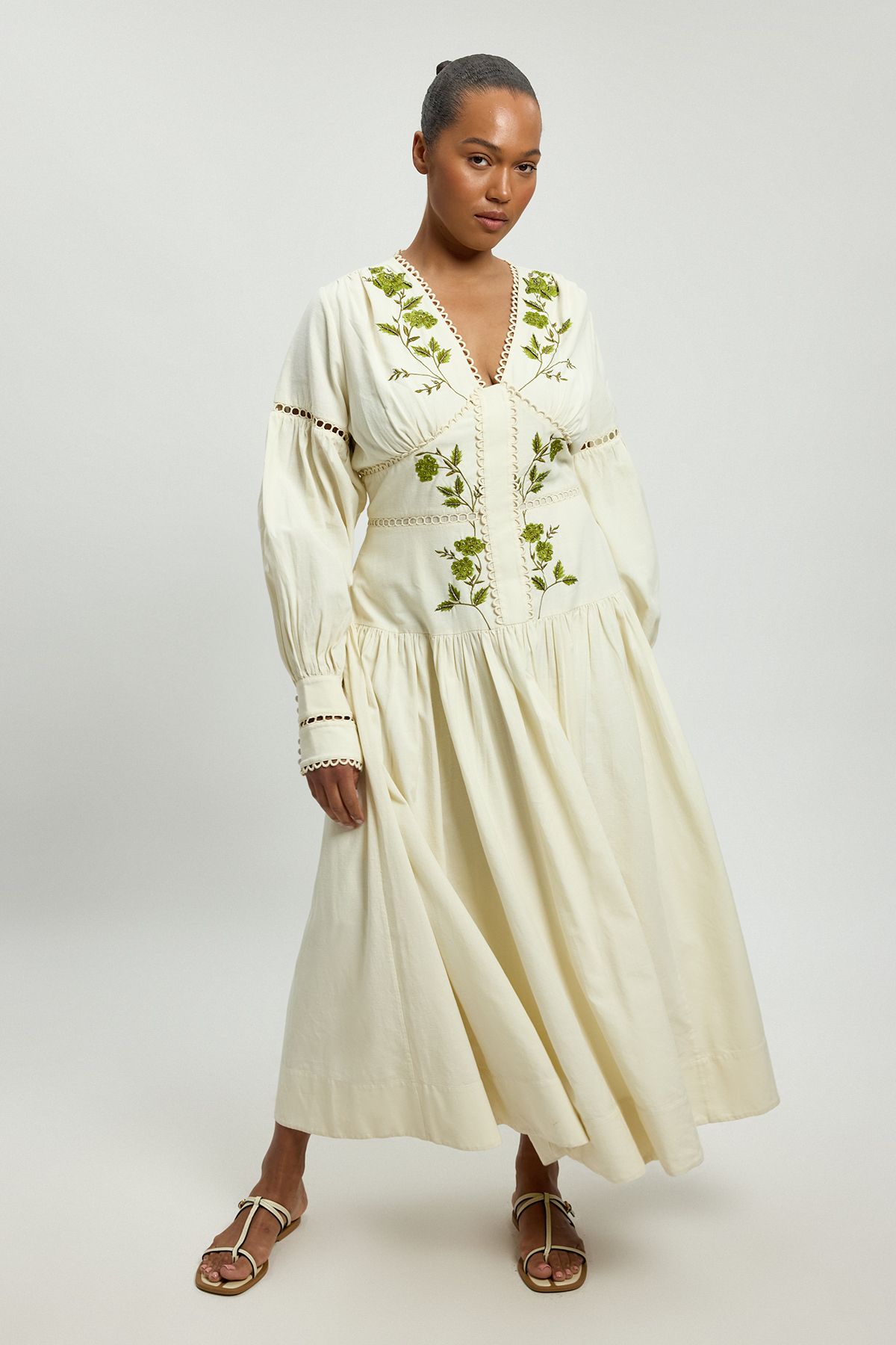KarenMillen Plus Size Rose Embroidered Cotton Twill Woven Long Sleeve Maxi Dress