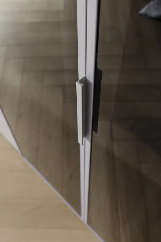 Drehtürenschrank Skat