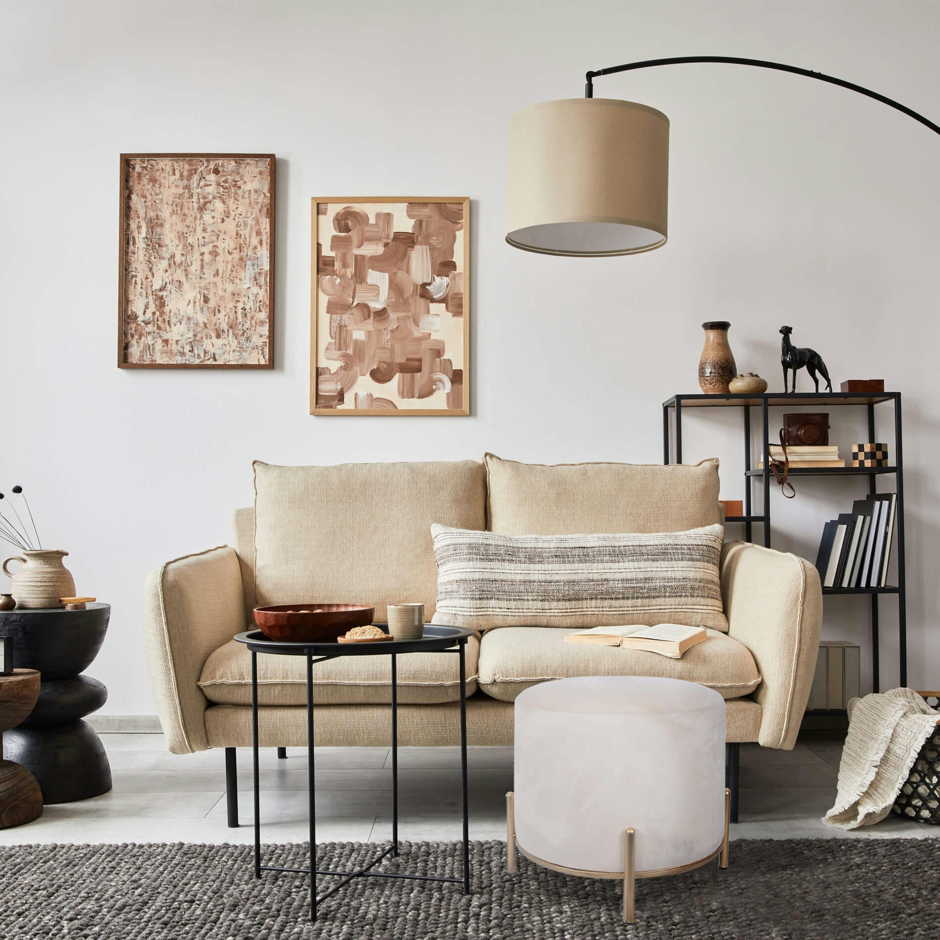 - Repose-pieds pouf  42x42x40 cm en velours beige