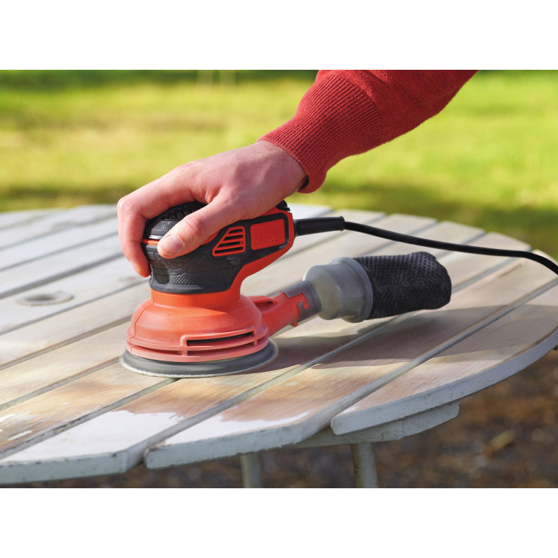 Ponceuse excentrique électrique KA199-QS 240 W BLACK DECKER