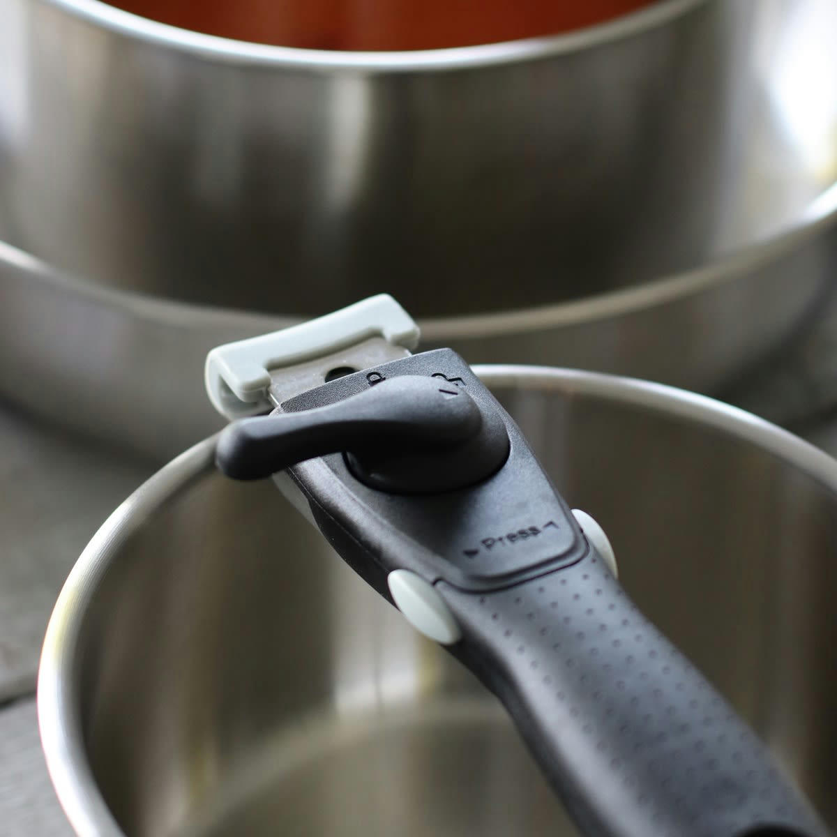 IRIS INOX - Poignée amovible universelle en bakélite