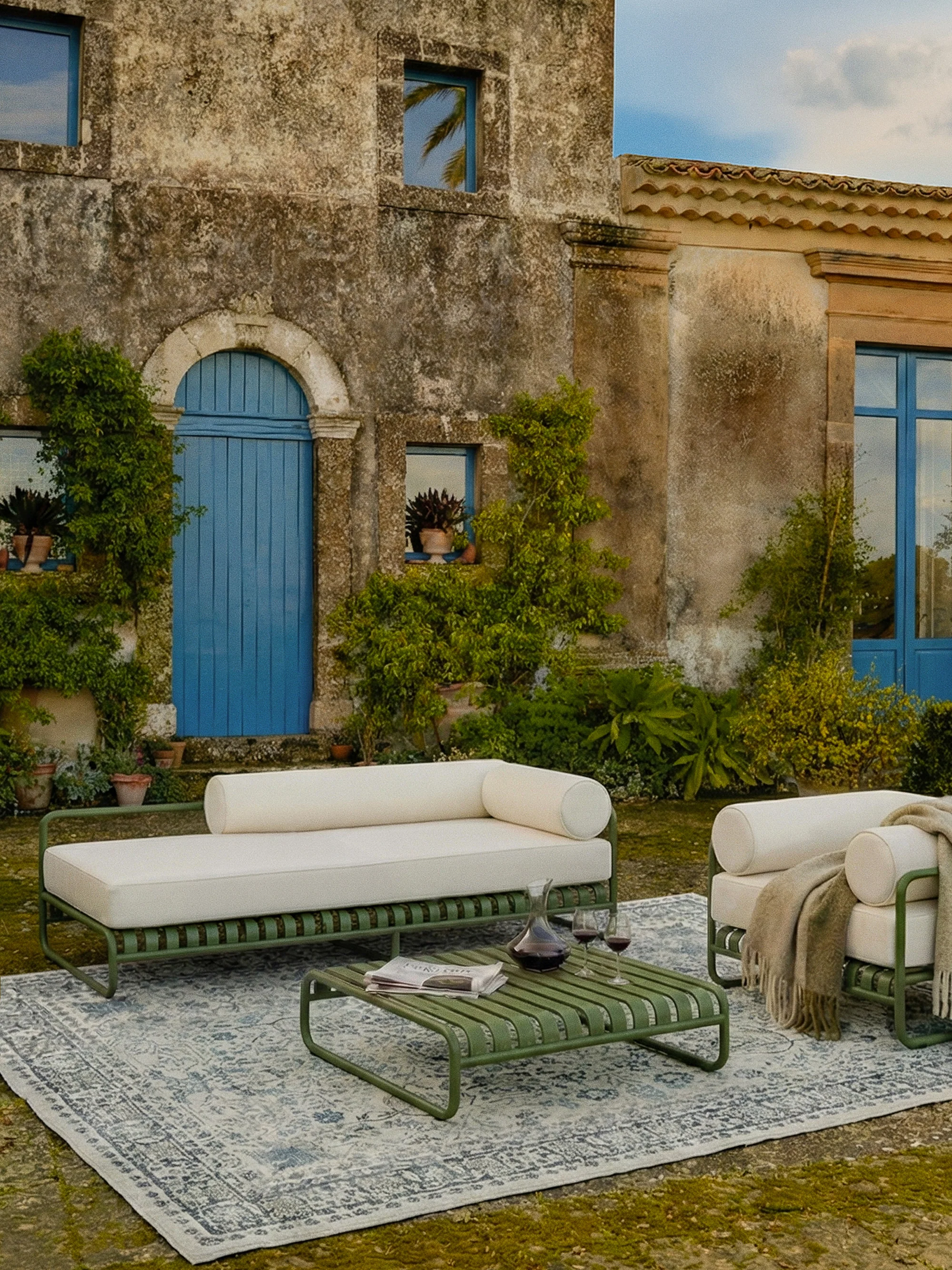 In- & Outdoor-Couchtisch Caio