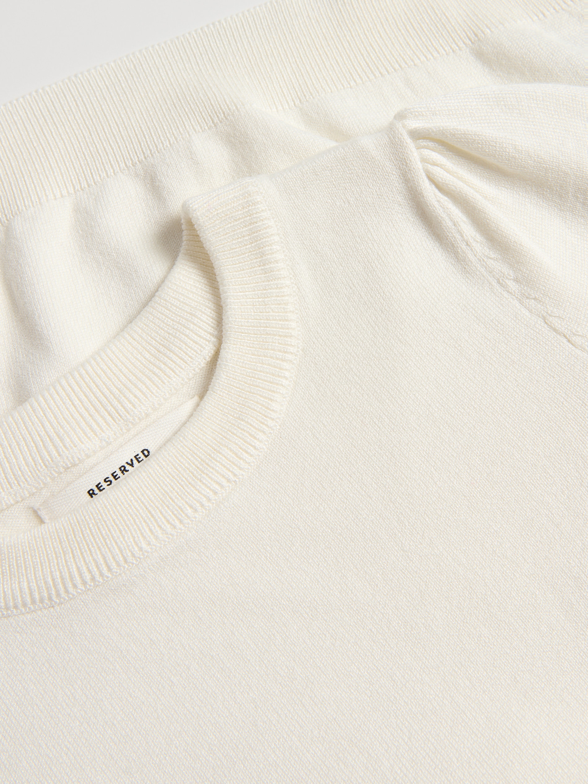 Sweter z krótkim rękawem