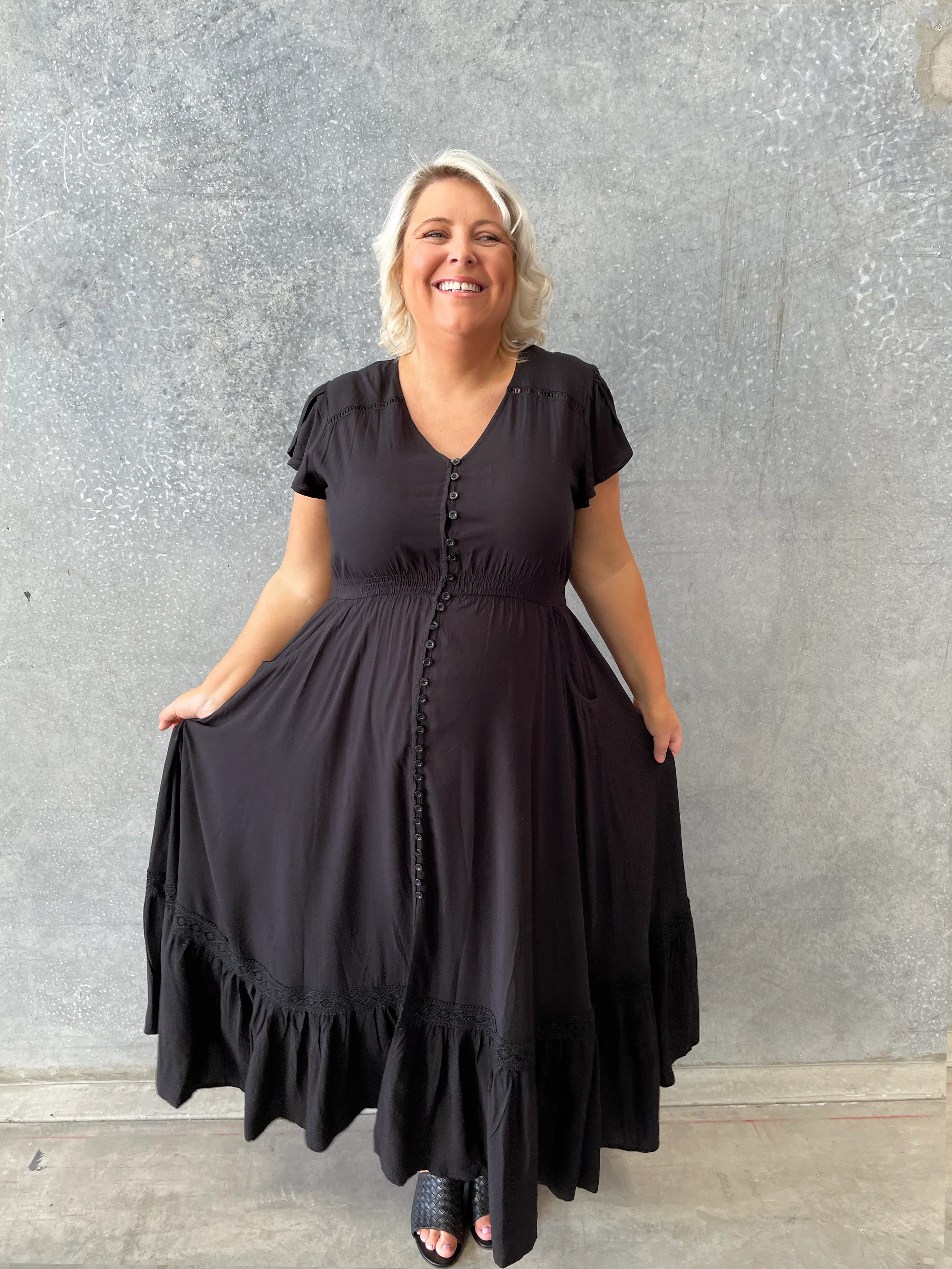 Shayla Maxi Dress in Black