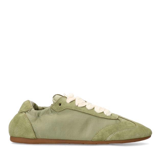 Groene sneakers met kanten veters