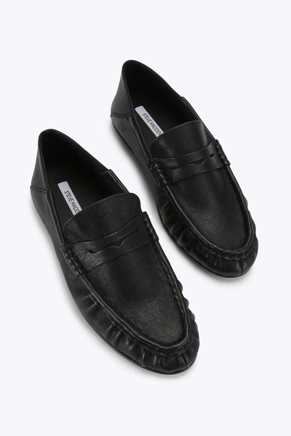 STEVE MADDEN Roger Black' Leather Flats