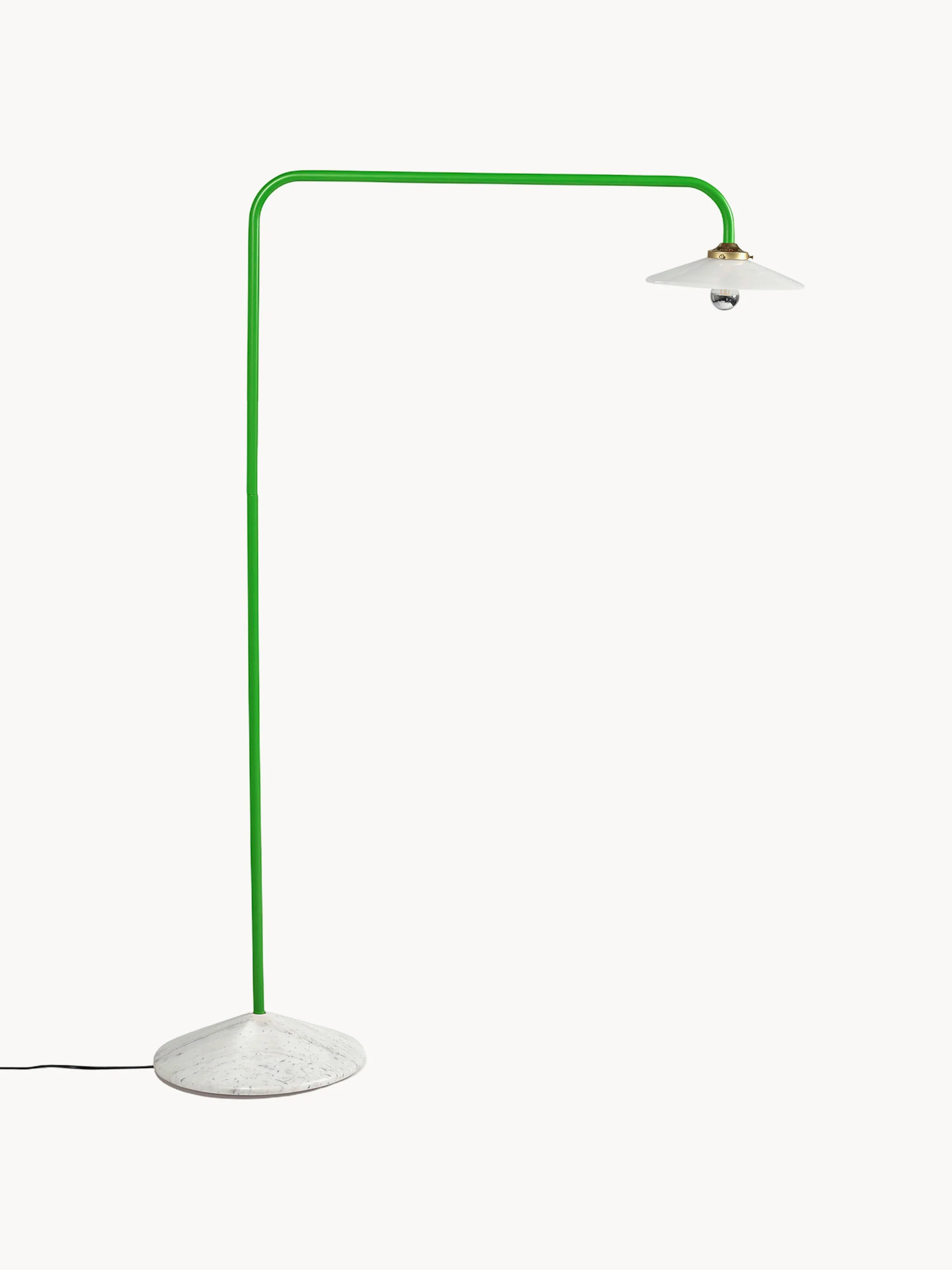 Handgefertigte Stehlampe Moou mit Marmorfuß