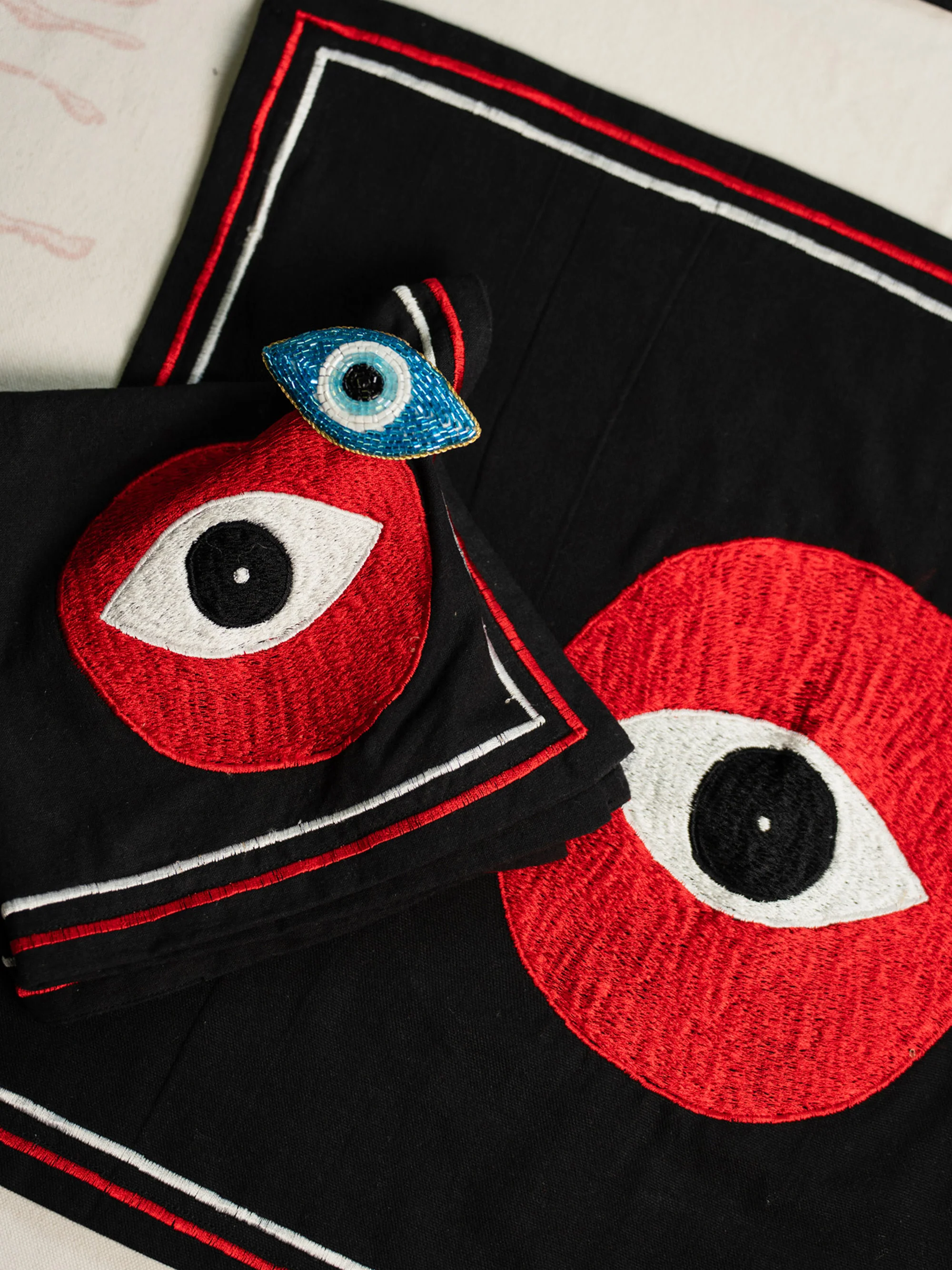 Handgefertigte Serviettenringe Eye, 2er-Set