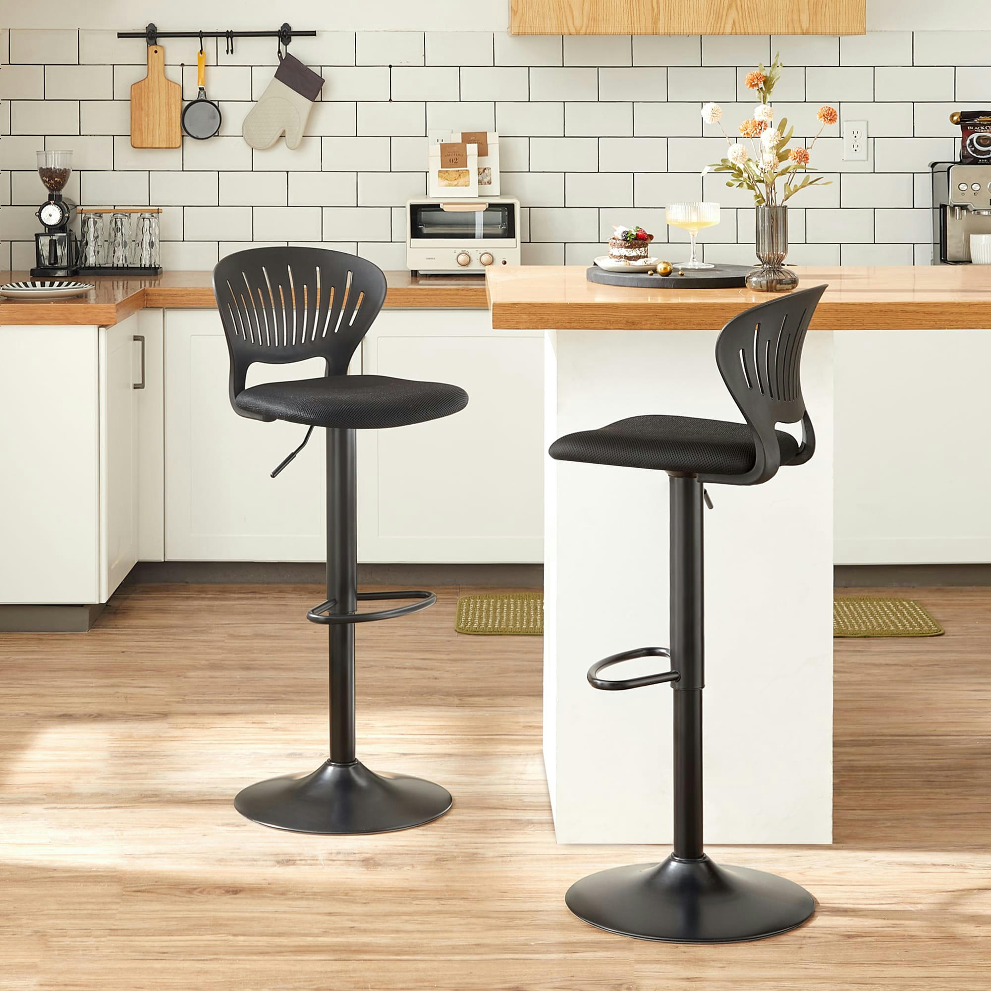 - Tabourets de bar moderne métal noir