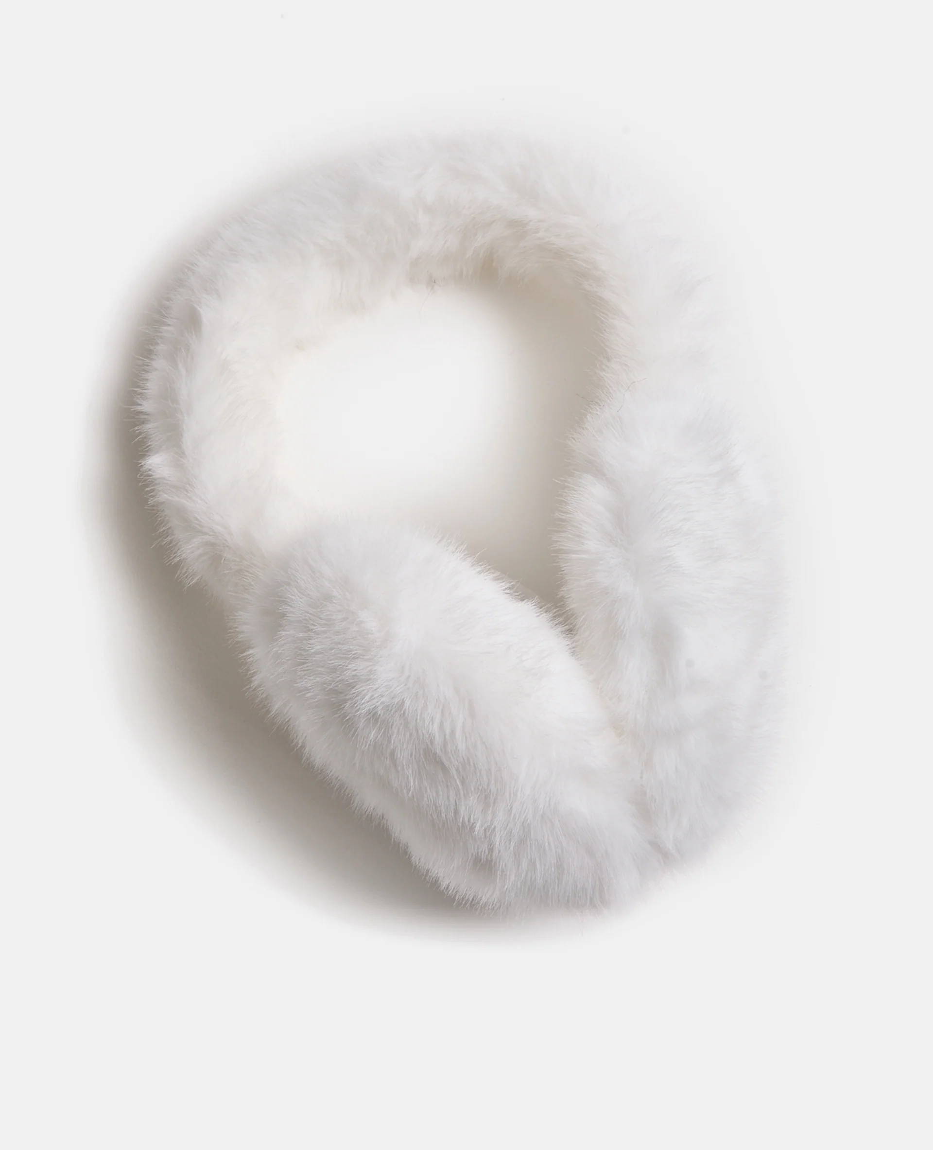 Cache-oreilles en fausse fourrure