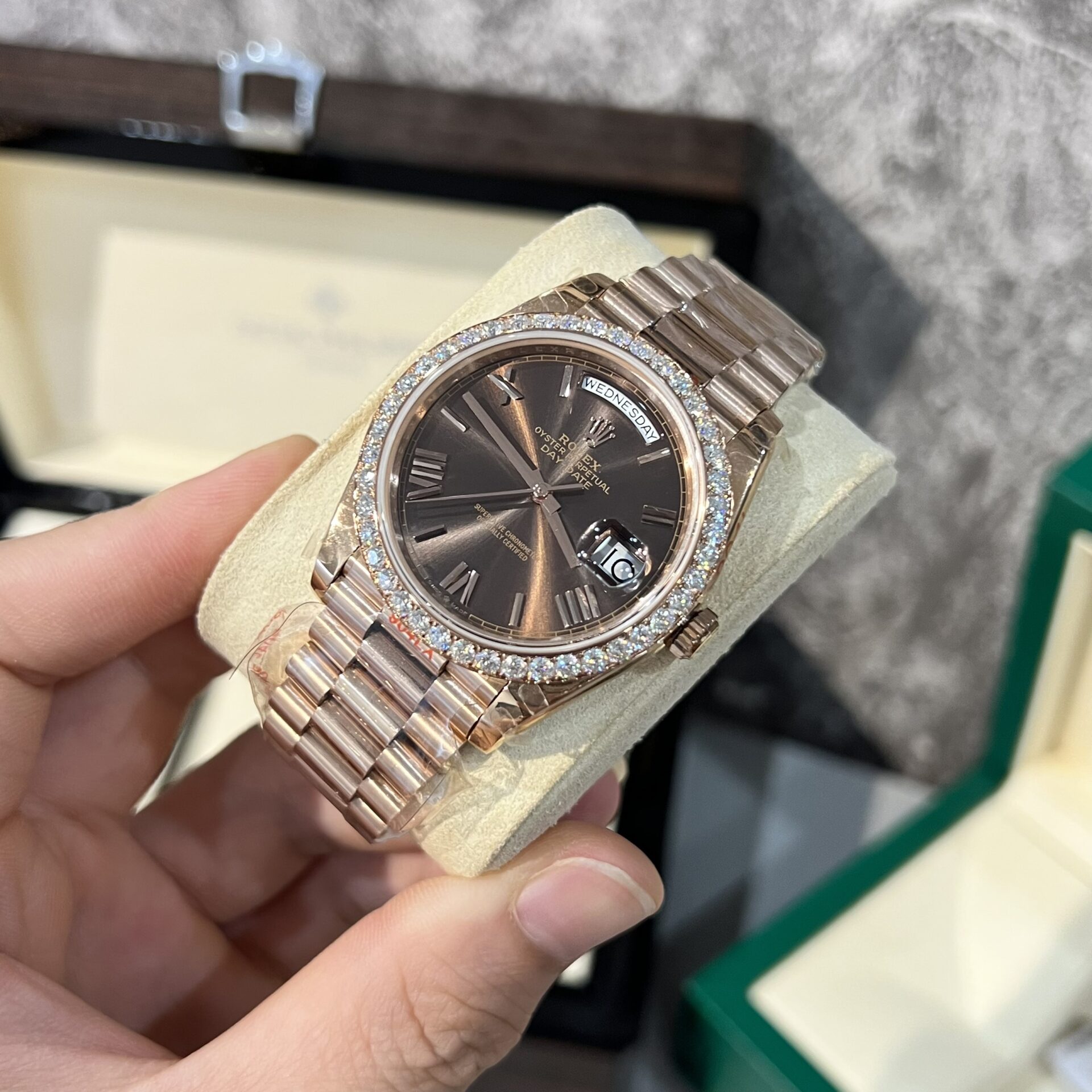 Rolex Day-Date 228235 RG Plated Chocolate Dial With Diamonds 40mm Super Clone