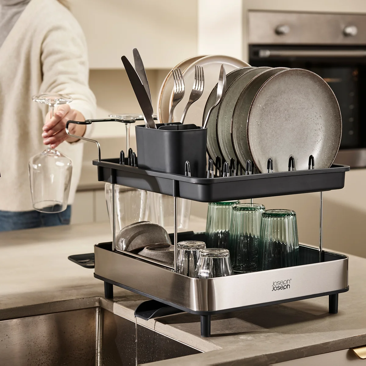 Joseph Joseph - Excel Steel 2-stufiges Edelstahl-Abtropfgestell, grau
