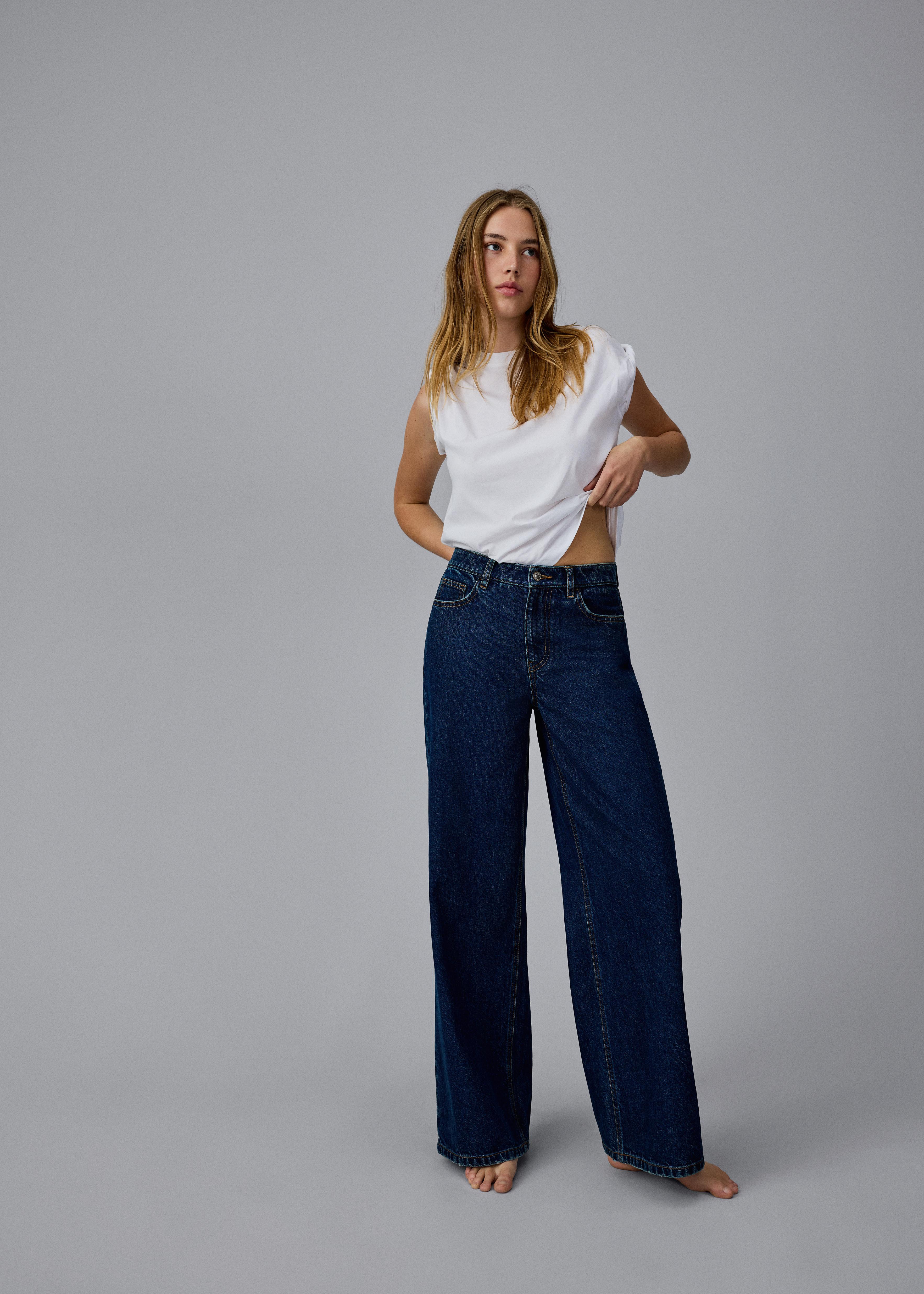Mid-Rise Wide-Leg Jeans
