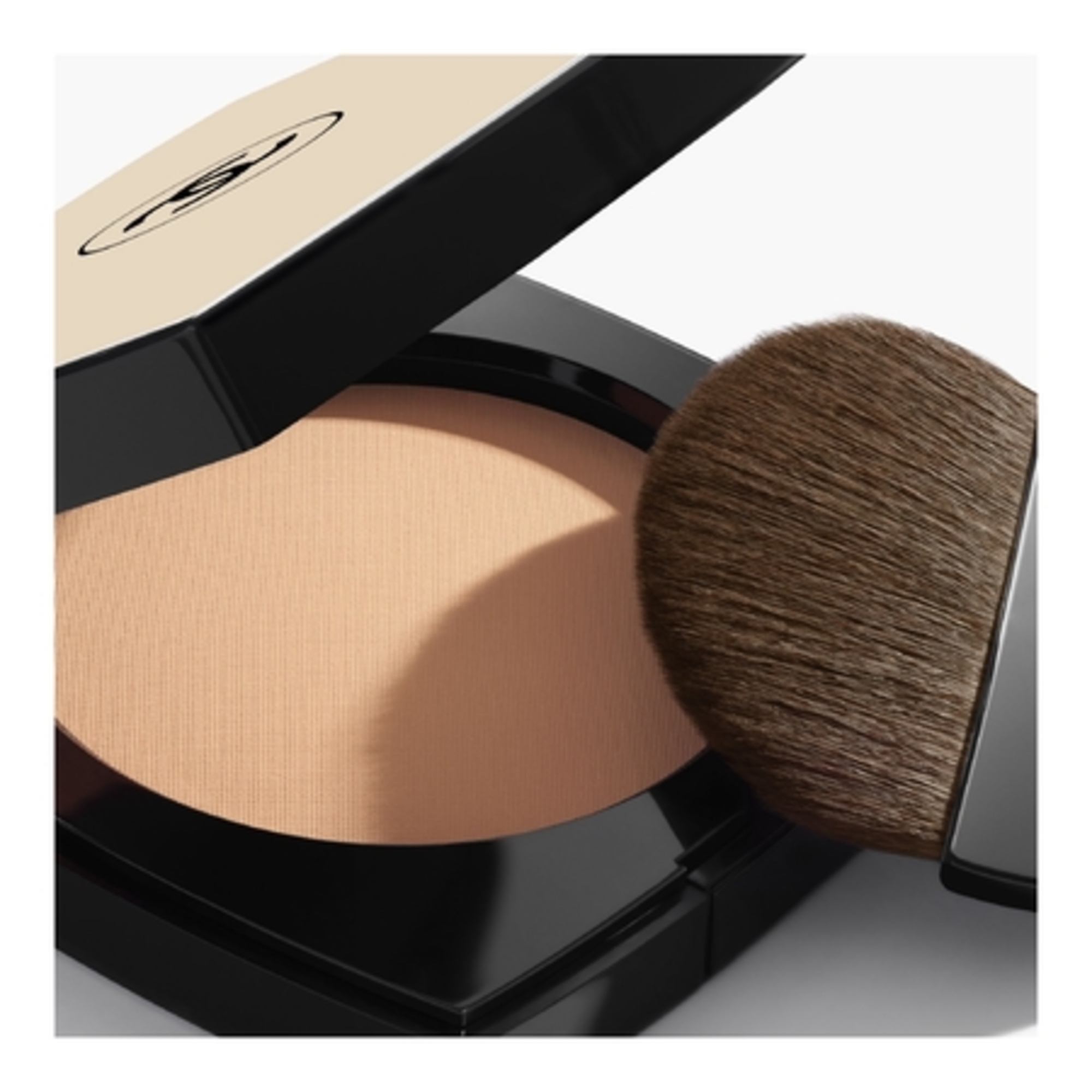 LES BEIGESPoudre belle mine naturelle - rechargeable